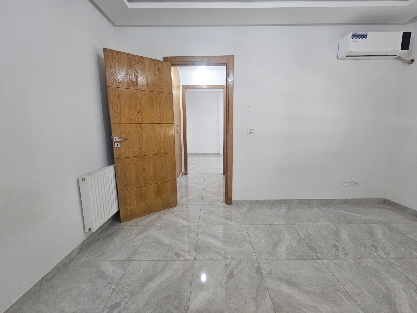 La Soukra&nbsp;La Soukra&nbsp;Location&nbsp;Appart. 2 pi�ces&nbsp;Un studio a la nouvelle sokra