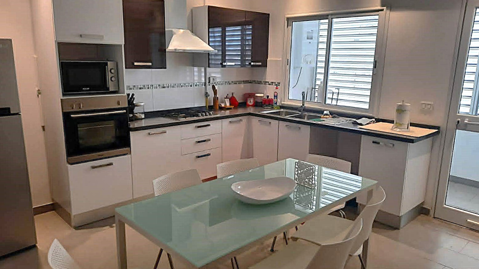 Mnihla&nbsp;Jardins d'el Menzah&nbsp;Location&nbsp;Appart. 4 pi�ces&nbsp;Superbe appartement s4 meubl�