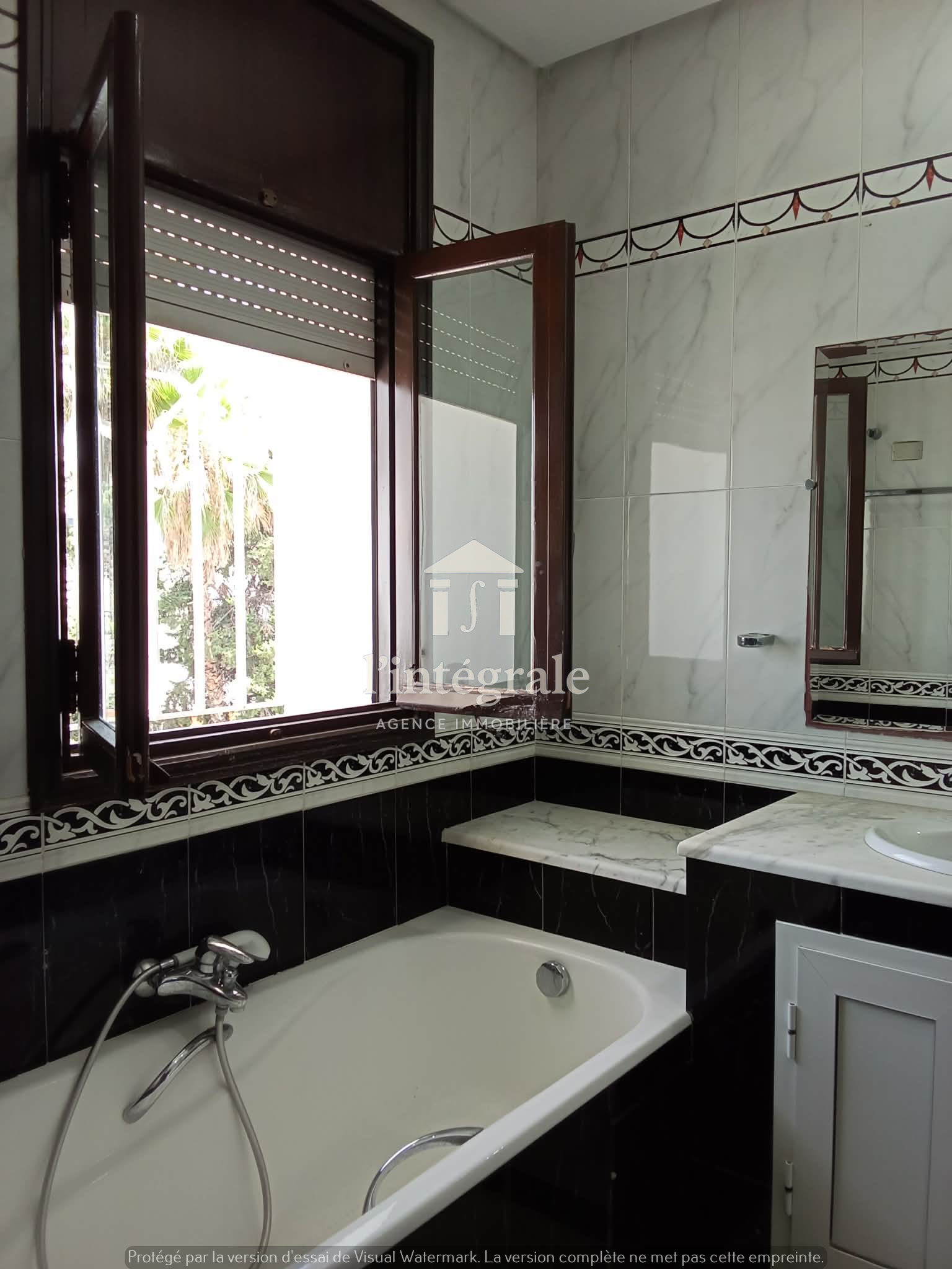 El Menzah&nbsp;El Menzah 9&nbsp;Location&nbsp;Maisons&nbsp;Etage de villa s3