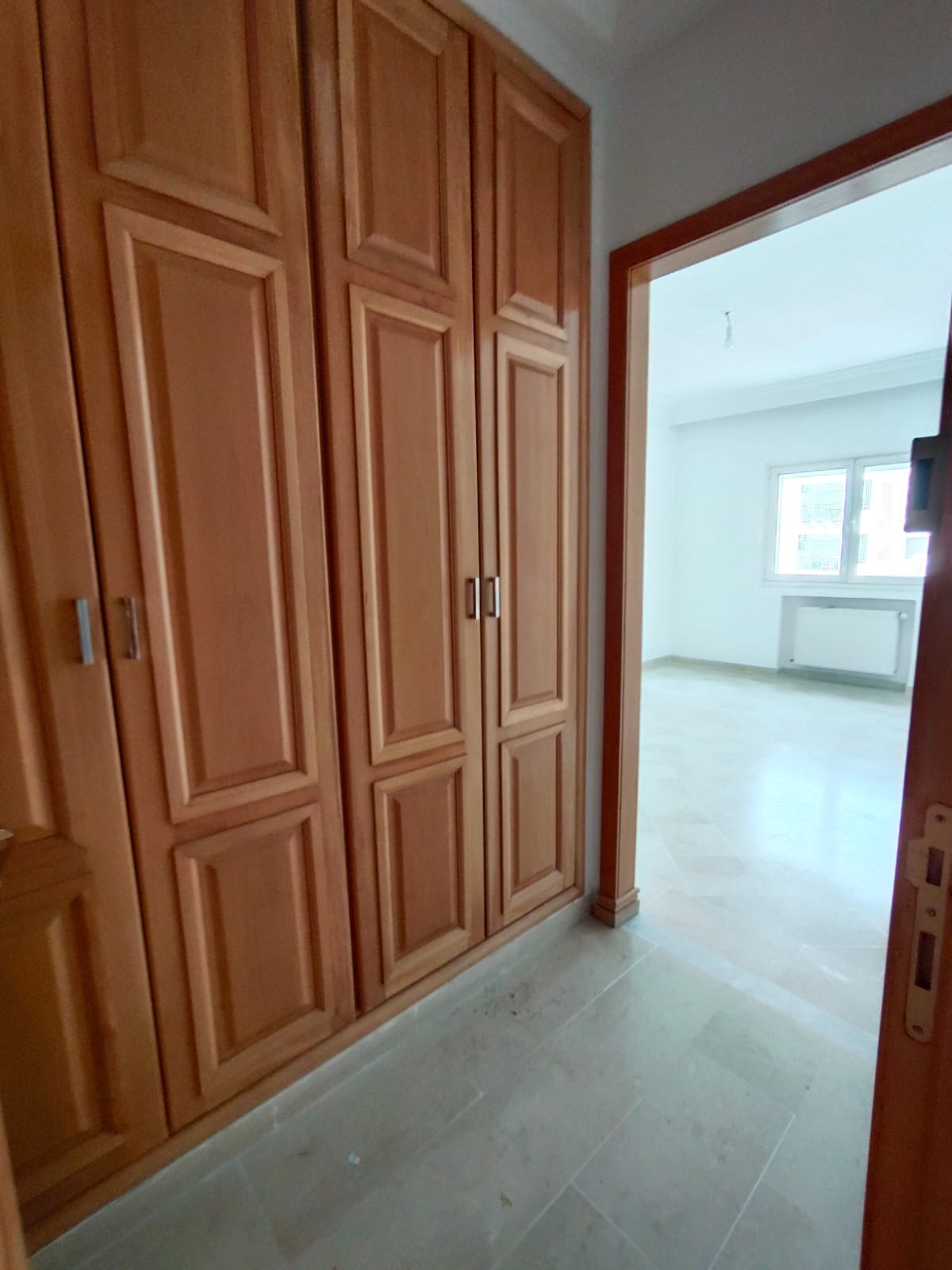 Cite El Khadra&nbsp;Zone urbaine nord&nbsp;Location&nbsp;Appart. 4 pi�ces&nbsp;Cun loc app s3