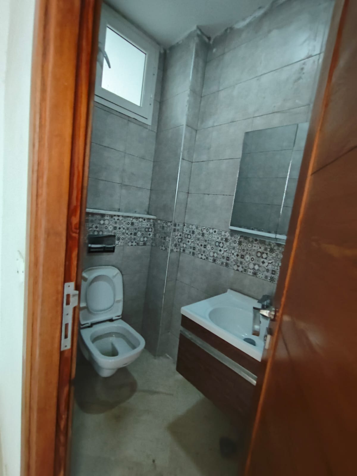 Ain Zaghouan&nbsp;Ain Zaghouan&nbsp;Bureaux & Commerces&nbsp;Bureau&nbsp;Aouina loc bureaux