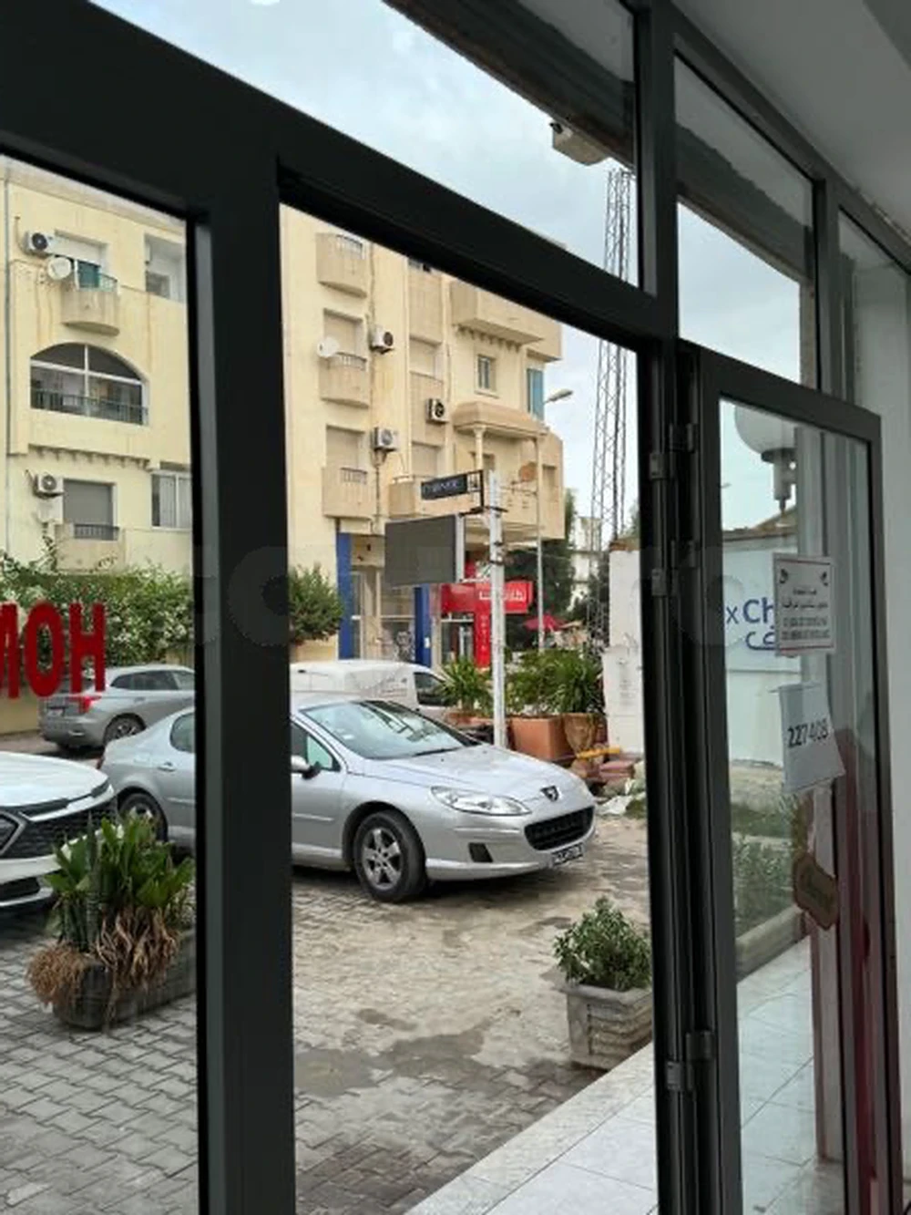 La Marsa&nbsp;El Aouina&nbsp;Bureaux & Commerces&nbsp;Fond de Commerce&nbsp;Fonds de commerce � el aouina