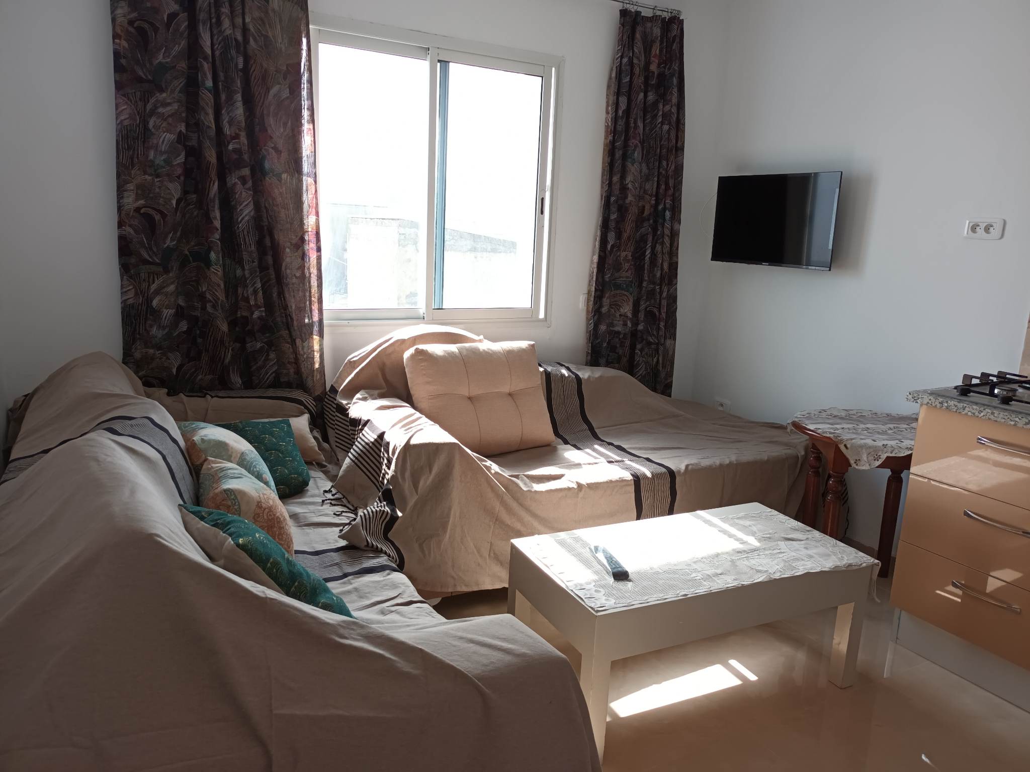 Bizerte Nord&nbsp;Bizerte&nbsp;Location&nbsp;Maisons&nbsp;Un studio pr�s de la plage � corniche bizerte