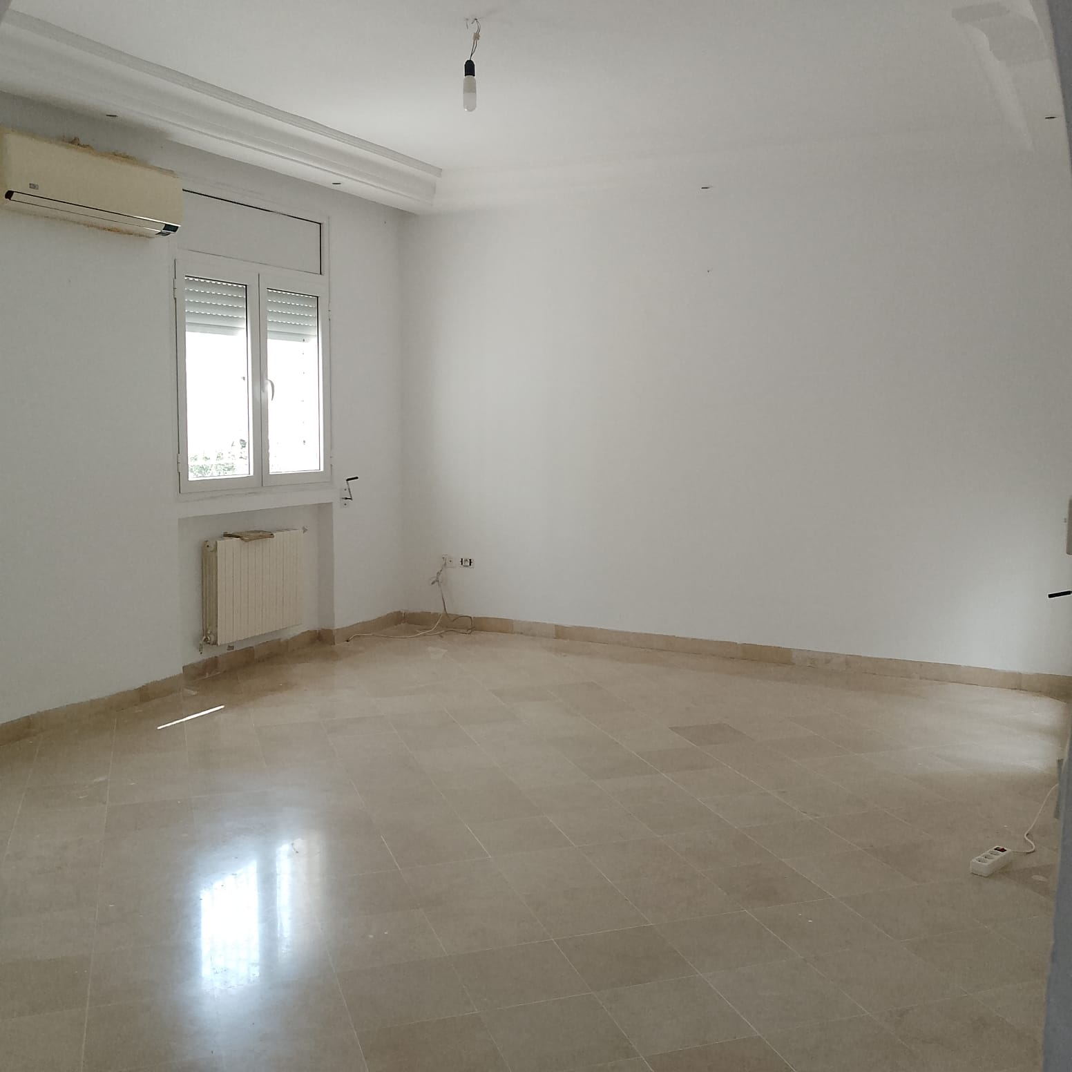 Mnihla&nbsp;Jardins d'el Menzah&nbsp;Location&nbsp;Maisons&nbsp;Une mignonne villa s3 � jardin d'elmenzah2