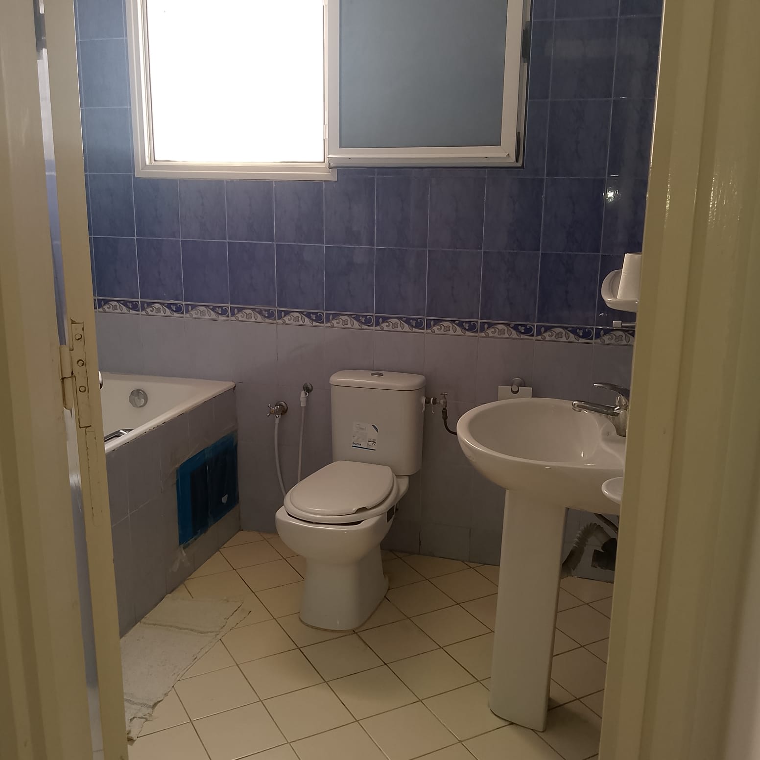 Mnihla&nbsp;Jardins d'el Menzah&nbsp;Location&nbsp;Maisons&nbsp;Une mignonne villa s3 � jardin d'elmenzah2