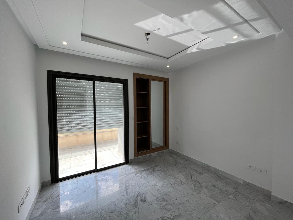 Ain Zaghouan&nbsp;Jardins de Carthage&nbsp;Location&nbsp;Appart. 3 pi�ces&nbsp;S2 avec terrasse aux jardins de carthage