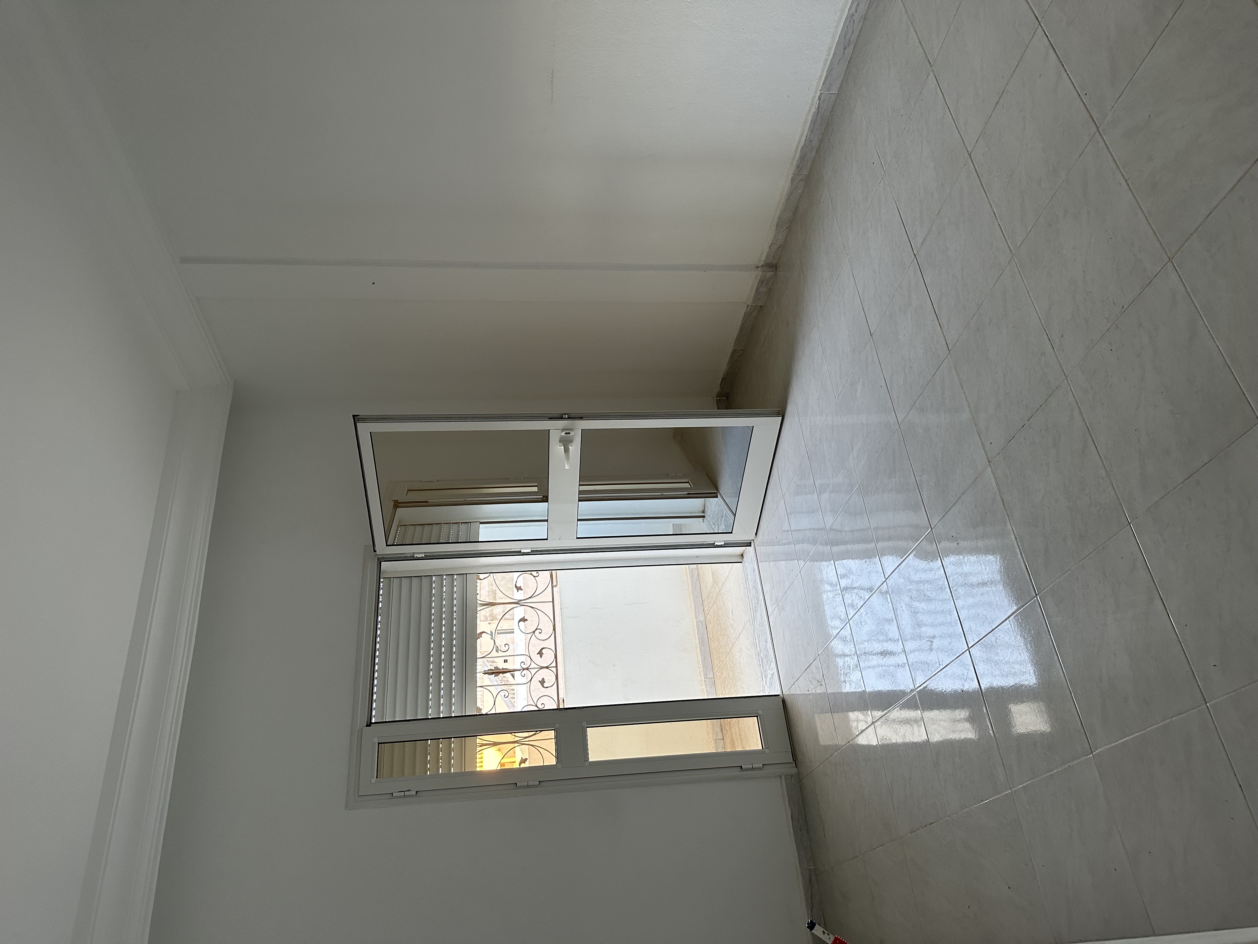 El Mourouj&nbsp;El Mourouj&nbsp;Location&nbsp;Appart. 4 pi�ces&nbsp;Deux grand apartments