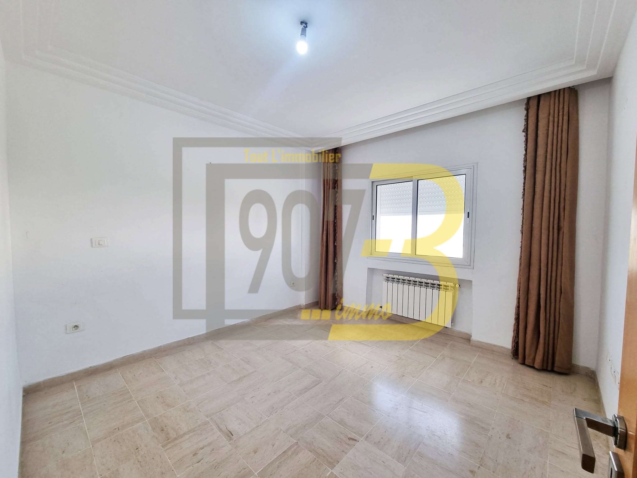 Mnihla&nbsp;Jardins d'el Menzah&nbsp;Location&nbsp;Appart. 1 pi�ce&nbsp;Un app s1 � jardins d'el menzah cit� el faouz
