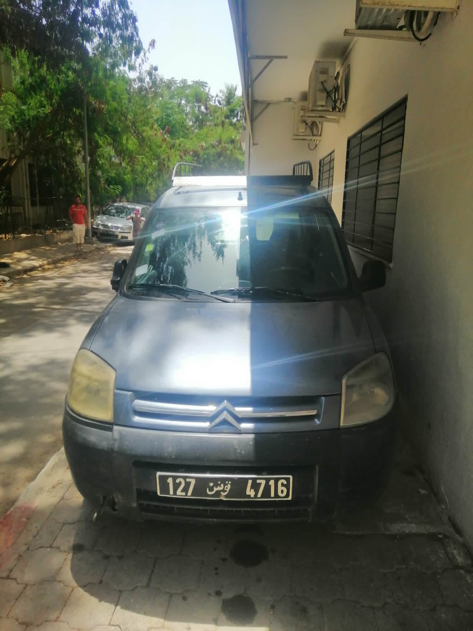Bab Souika&nbsp;Bab El Khadra&nbsp;Citroen&nbsp;Berlingo&nbsp;Brlingo gris