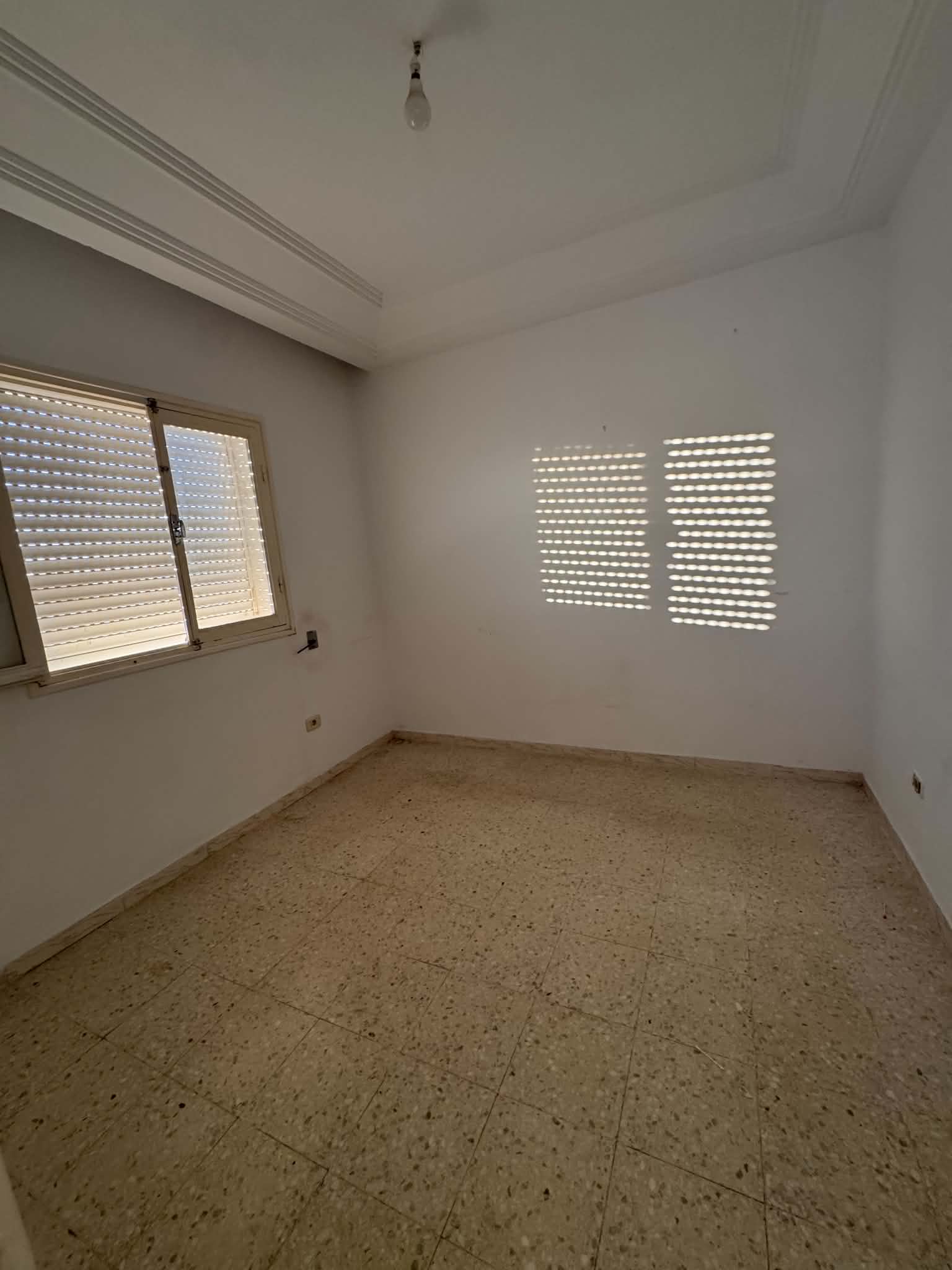 La Soukra&nbsp;Borj Louzir&nbsp;Location&nbsp;Appart. 2 pi�ces&nbsp;Opportunit� appartement