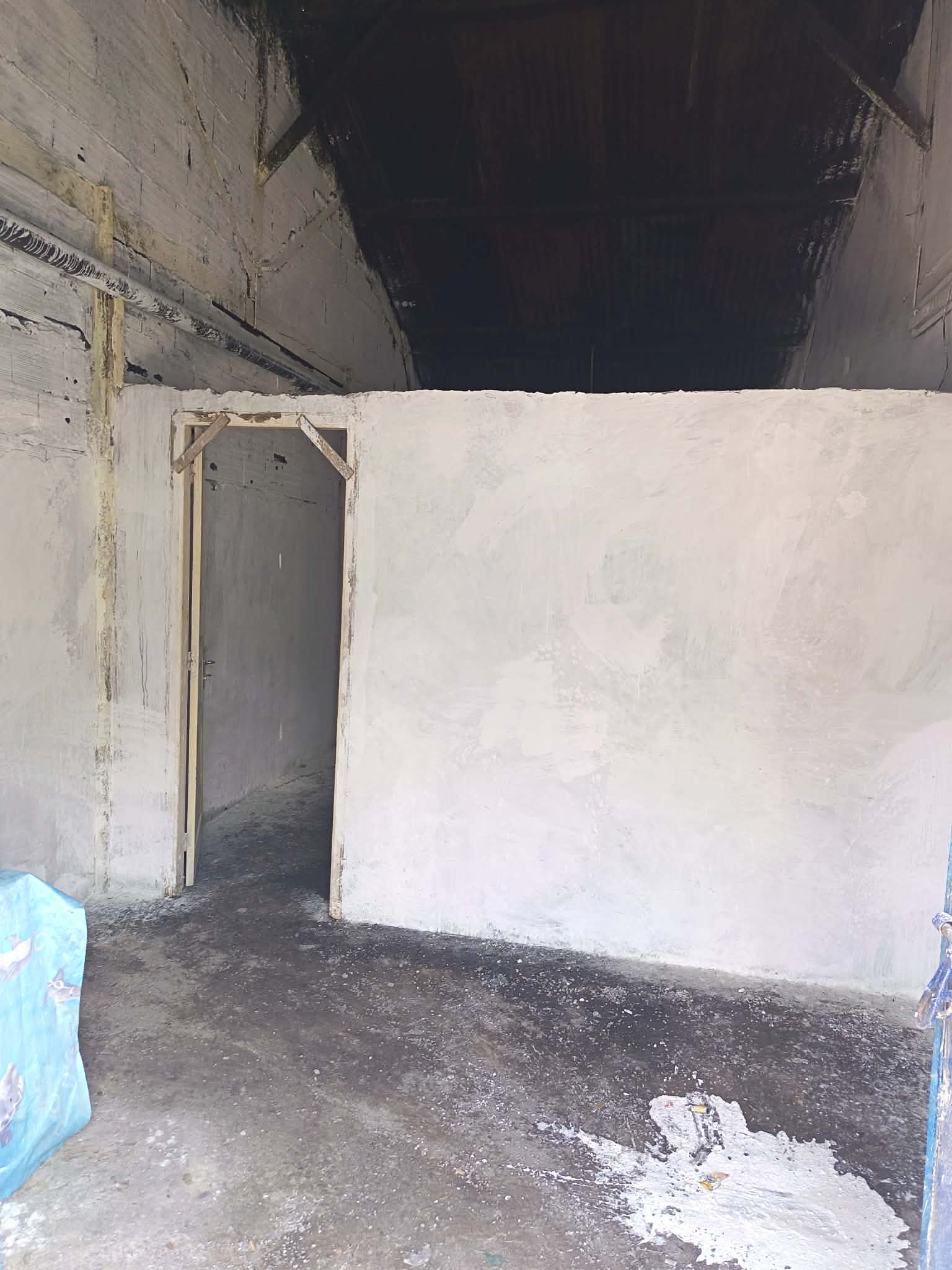 Jebel Jelloud&nbsp;Jebel Jelloud&nbsp;Bureaux & Commerces&nbsp;Surfaces&nbsp;Local commercial situ� entre ben arous et tunis