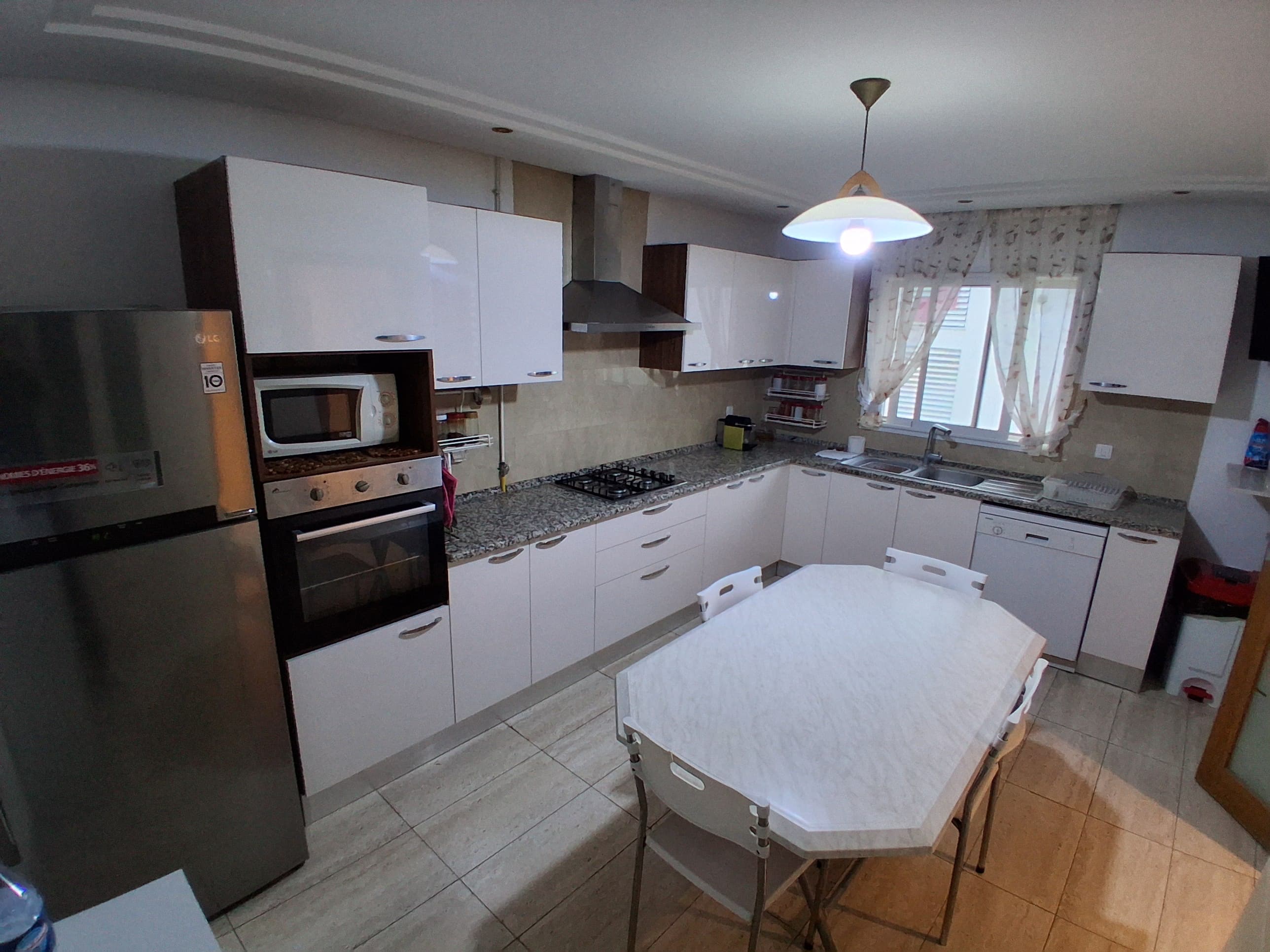 Ariana Ville&nbsp;Cite Ennasr 2&nbsp;Vente&nbsp;Appart. 5 pi�ces+&nbsp;Penthouse exceptionnel s5 ennasr2 370m2