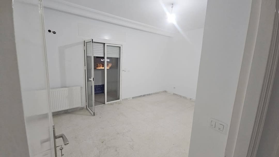 La Soukra&nbsp;La Soukra&nbsp;Location&nbsp;Appart. 4 pi�ces&nbsp;S3 soukra proche du monoprix