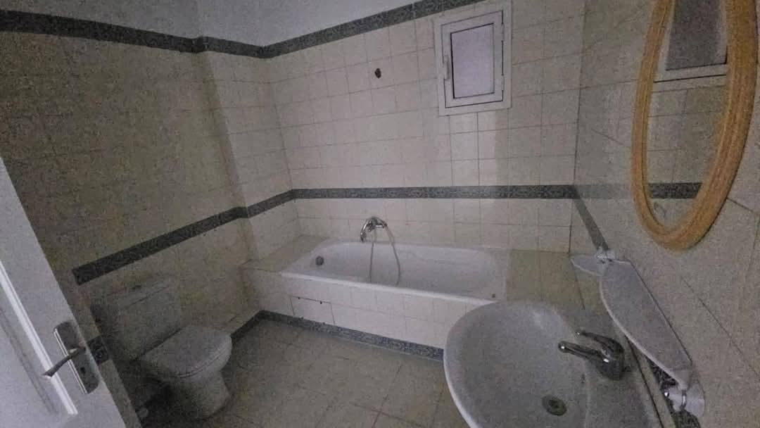 La Soukra&nbsp;La Soukra&nbsp;Location&nbsp;Appart. 4 pi�ces&nbsp;S3 soukra proche du monoprix