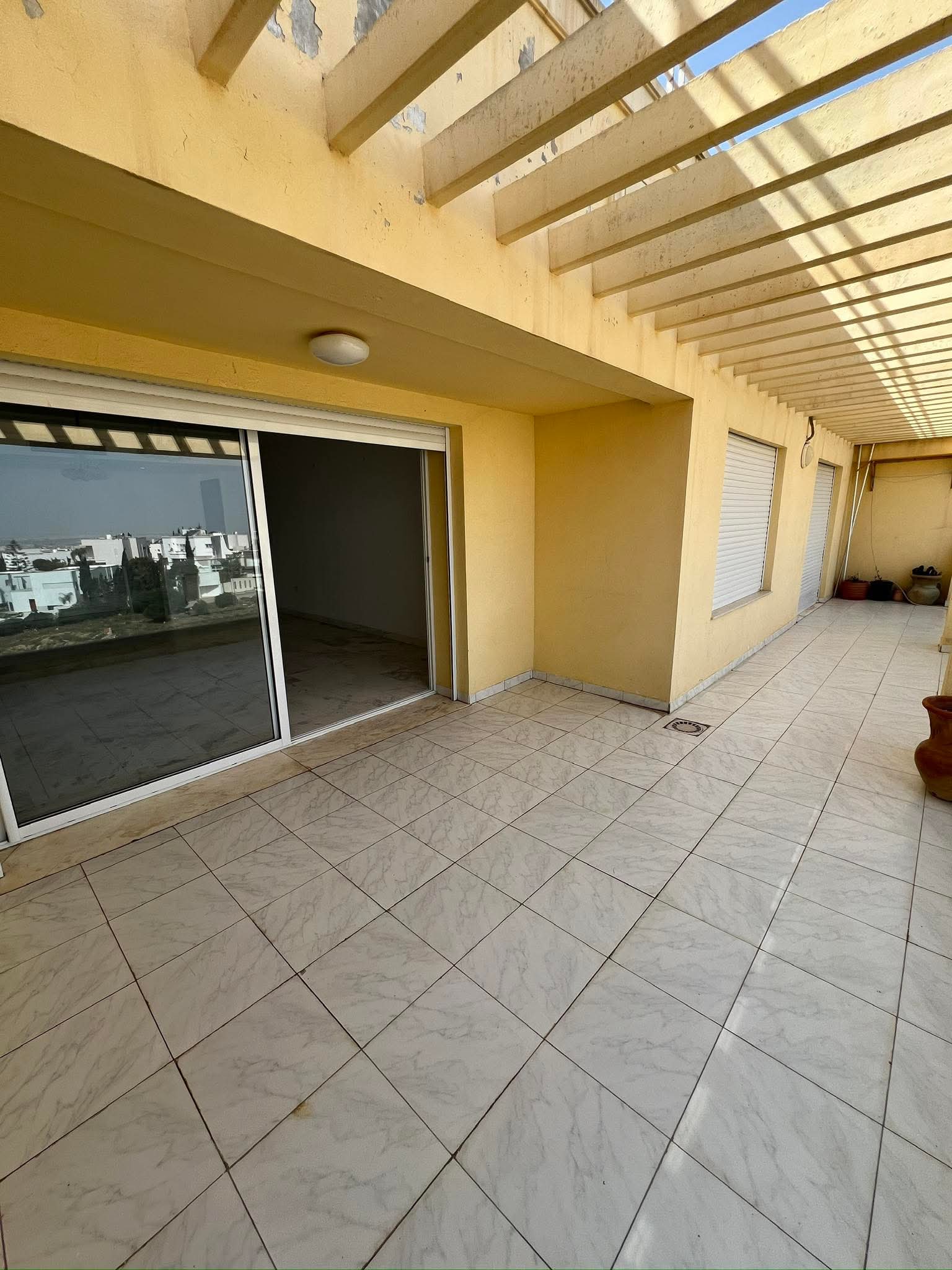 El Menzah&nbsp;El Menzah 9&nbsp;Location&nbsp;Appart. 4 pi�ces&nbsp;S3 spacieux 2500d menzah 9c