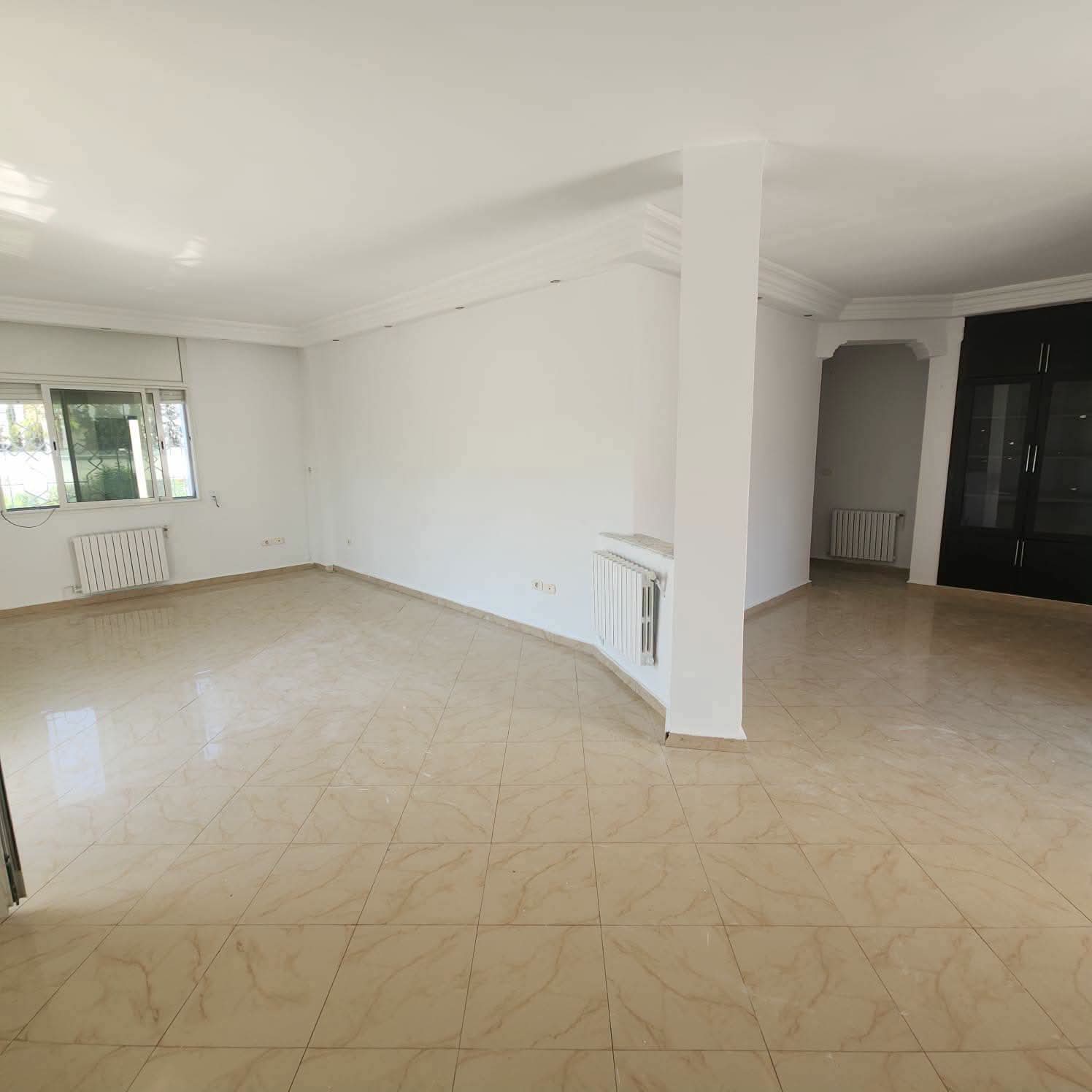 La Soukra&nbsp;Chotrana 3&nbsp;Location&nbsp;Appart. 3 pi�ces&nbsp;Etage de villa 1300d chotrana