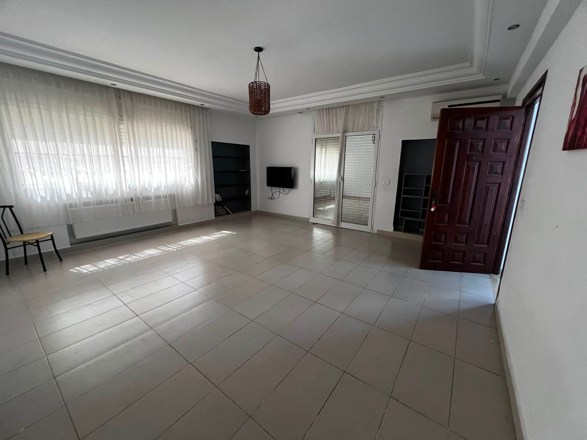 Ain Zaghouan&nbsp;Jardins de Carthage&nbsp;Location&nbsp;Appart. 3 pi�ces&nbsp;S2 jardin de carthage 1400d