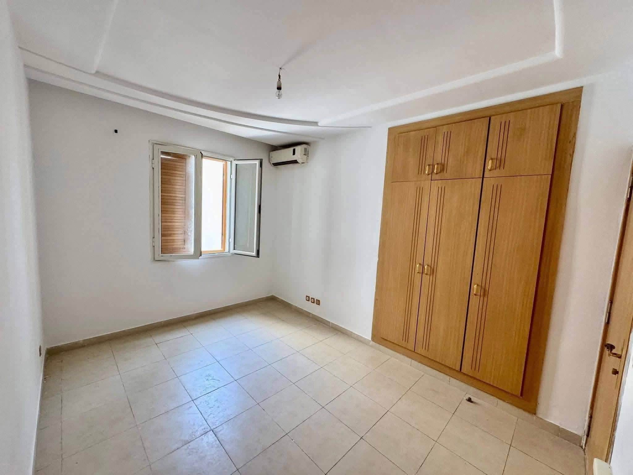 Ariana Ville&nbsp;El Menzah 7&nbsp;Location&nbsp;Appart. 2 pi�ces&nbsp;S1 850 menzah 7 bid