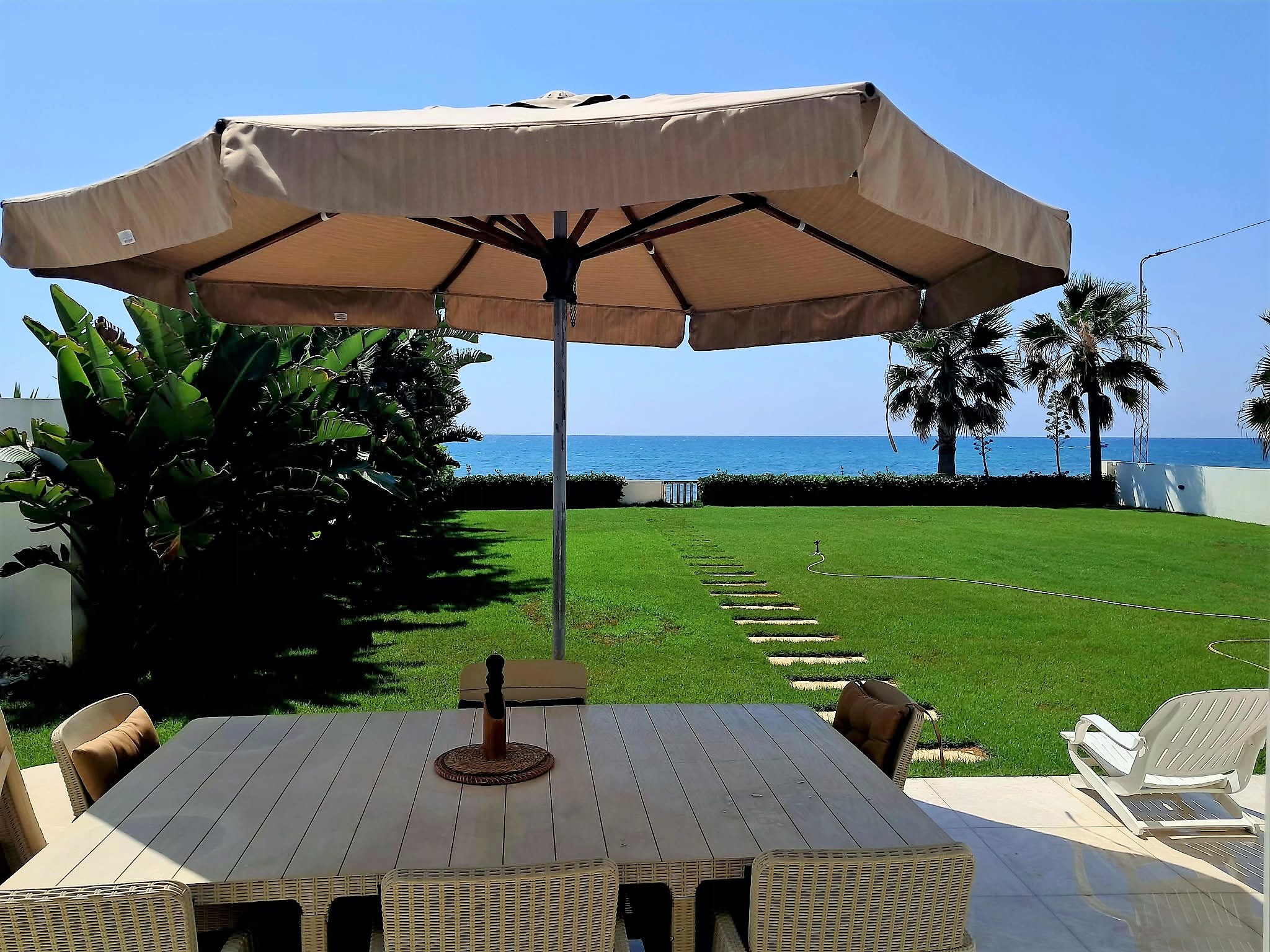 Beni Khiar&nbsp;El Maamoura&nbsp;Location&nbsp;Maisons&nbsp;Loue villa s4 pieds dans l'eau
