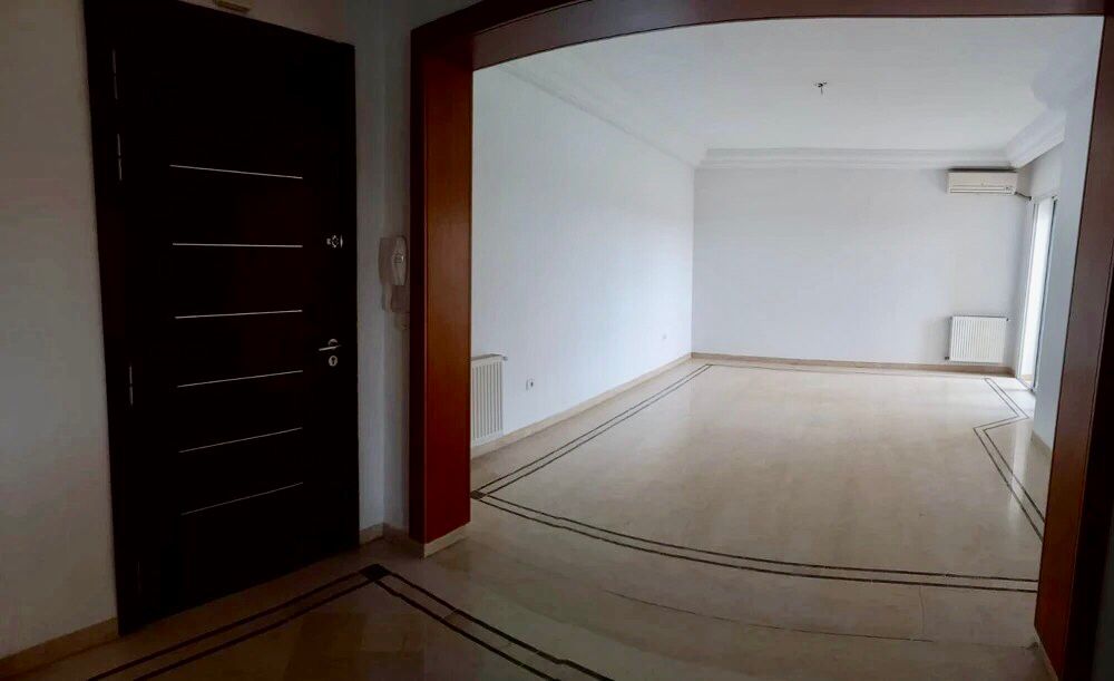 Mnihla&nbsp;Jardins d'el Menzah&nbsp;Location&nbsp;Appart. 4 pi�ces&nbsp;Un appartement s3 hs � jardin d'el menzah 2