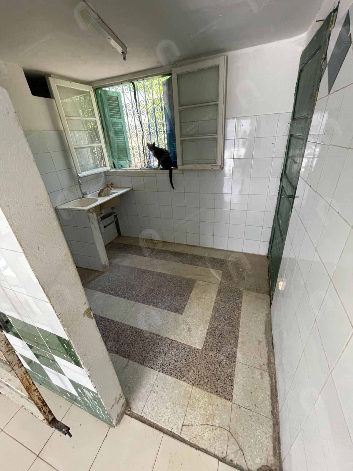 Le Bardo&nbsp;Le Bardo&nbsp;Location&nbsp;Autre&nbsp;Local commercial � cit� fattouma