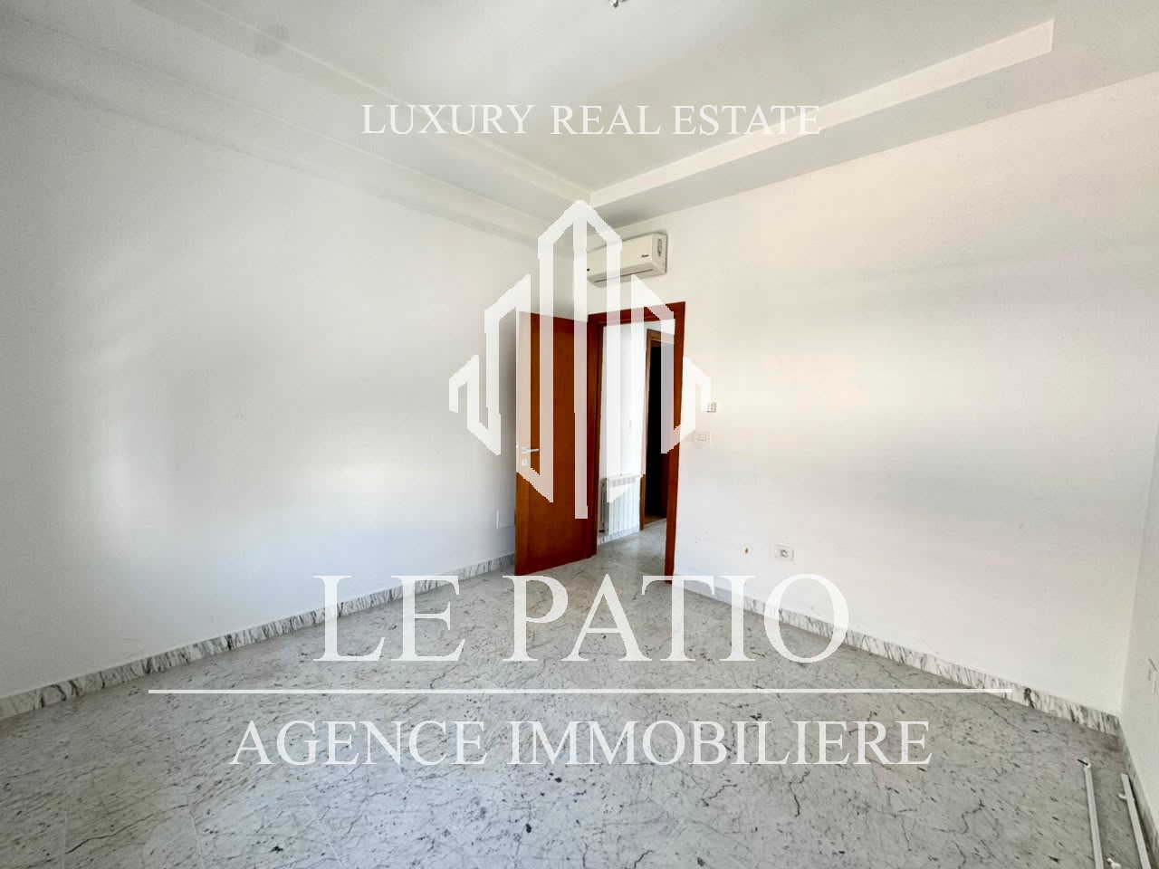 Ain Zaghouan&nbsp;Jardins de Carthage&nbsp;Location&nbsp;Appart. 2 pi�ces&nbsp;Appartement s1 avec parking sous sol
