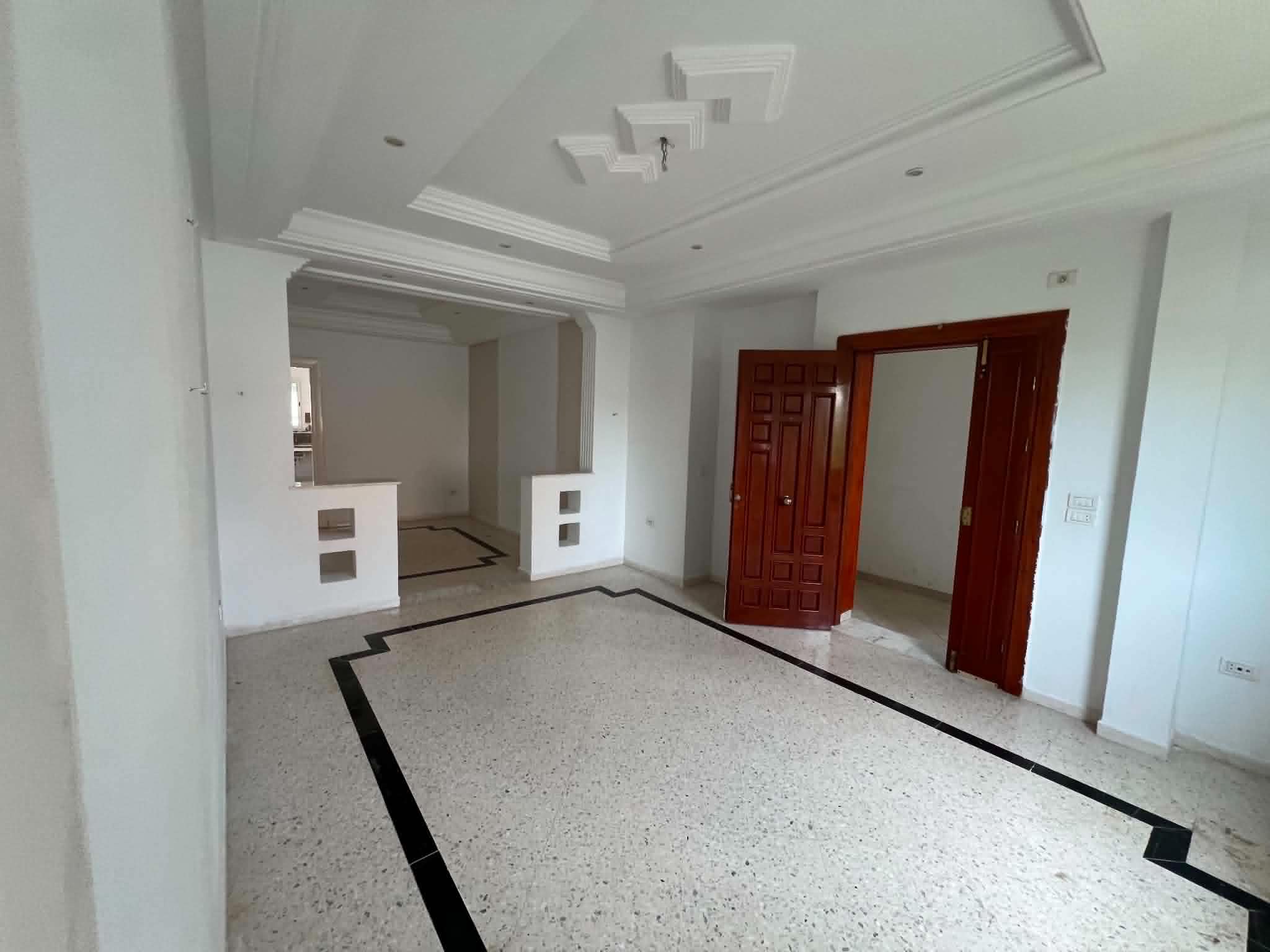 Hammam Chatt&nbsp;Hammam Chatt&nbsp;Location&nbsp;Appart. 4 pi�ces&nbsp;Appartement 1er etage hammam chatt