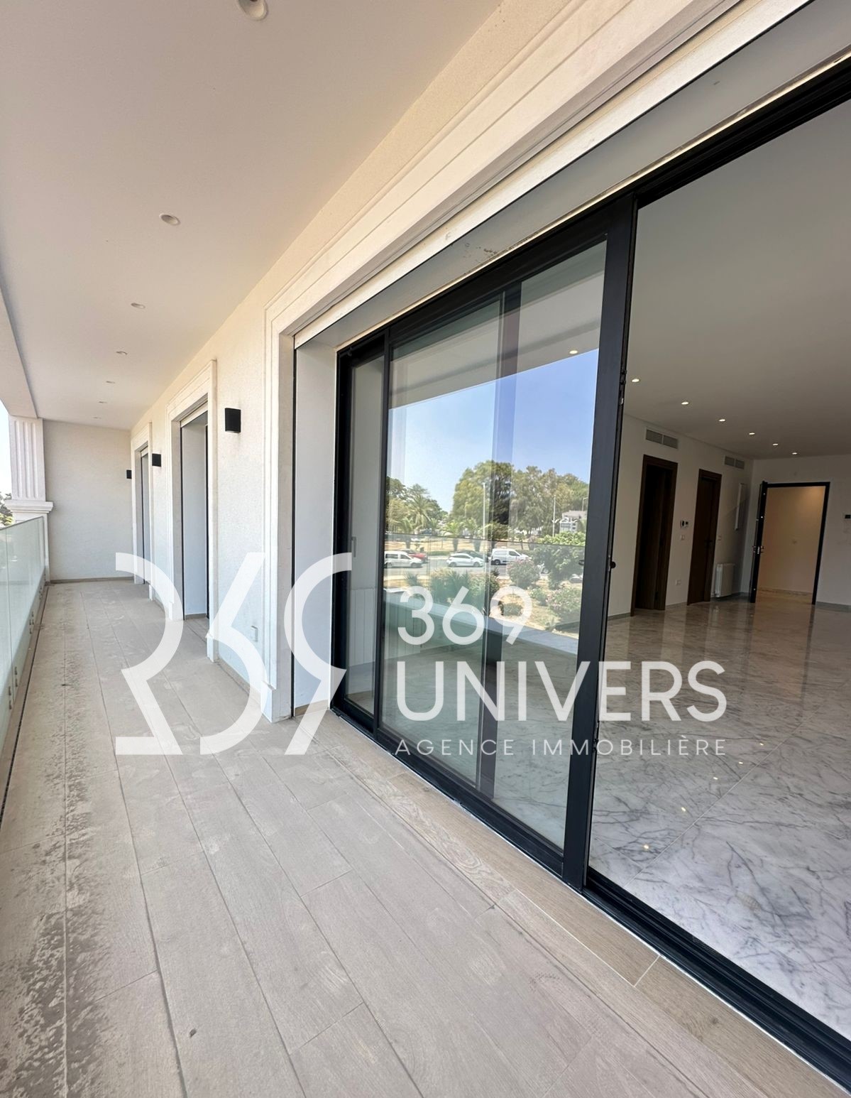 La Marsa&nbsp;Marsa Safsaf&nbsp;Location&nbsp;Appart. 3 pi�ces&nbsp;Appartement avec terrasse � la marsa ref ra173