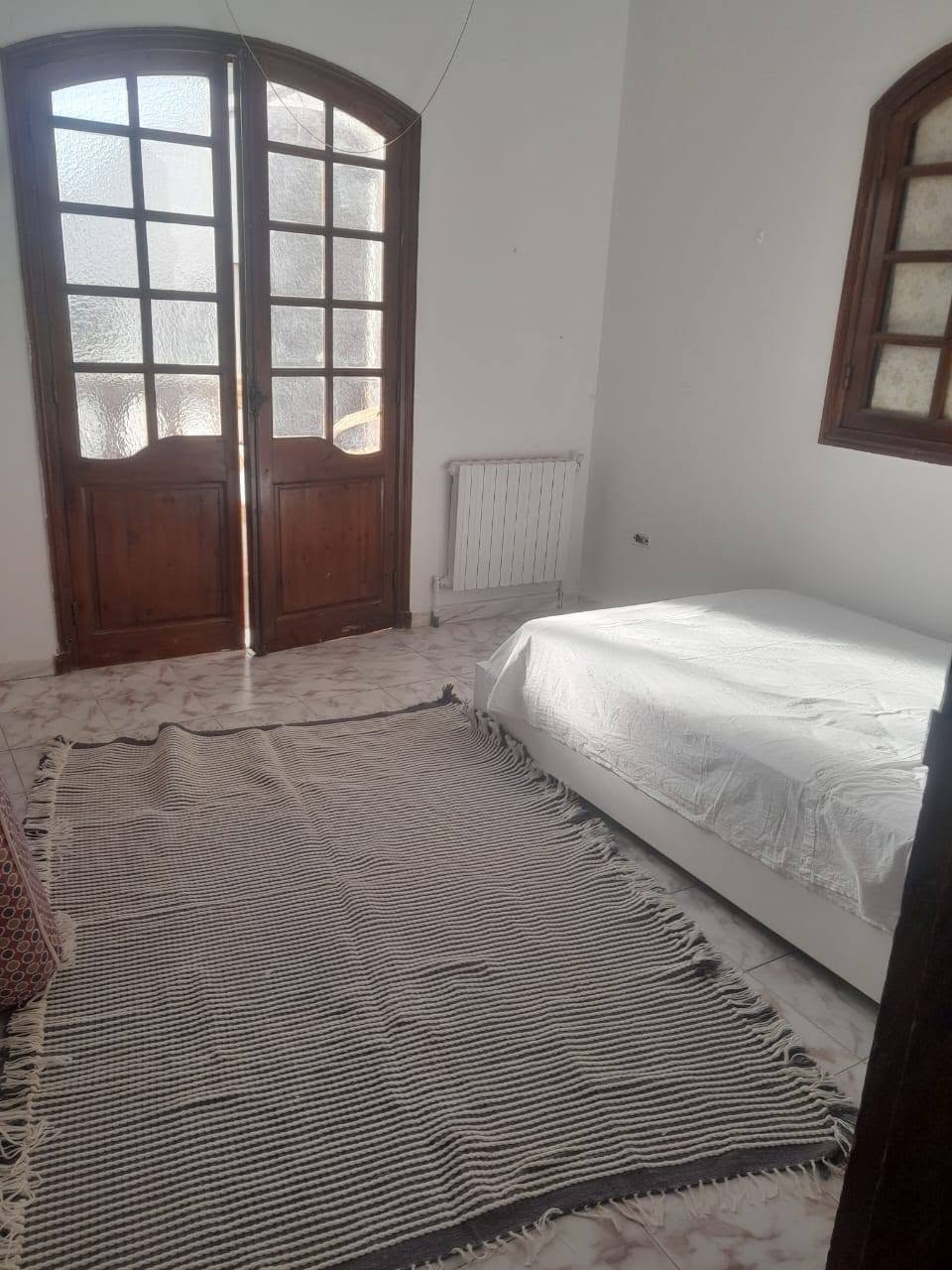 El Menzah&nbsp;El Menzah 4&nbsp;Location&nbsp;Maisons&nbsp;Joli villa s3 meubl�