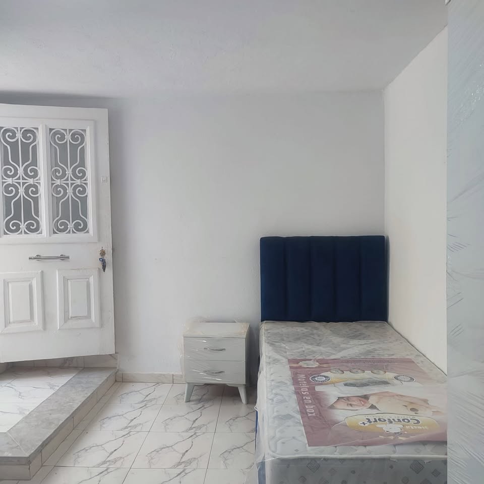 Ariana Ville&nbsp;El Menzah 6&nbsp;Location&nbsp;Maisons&nbsp;Superb studio s0 meubl�e