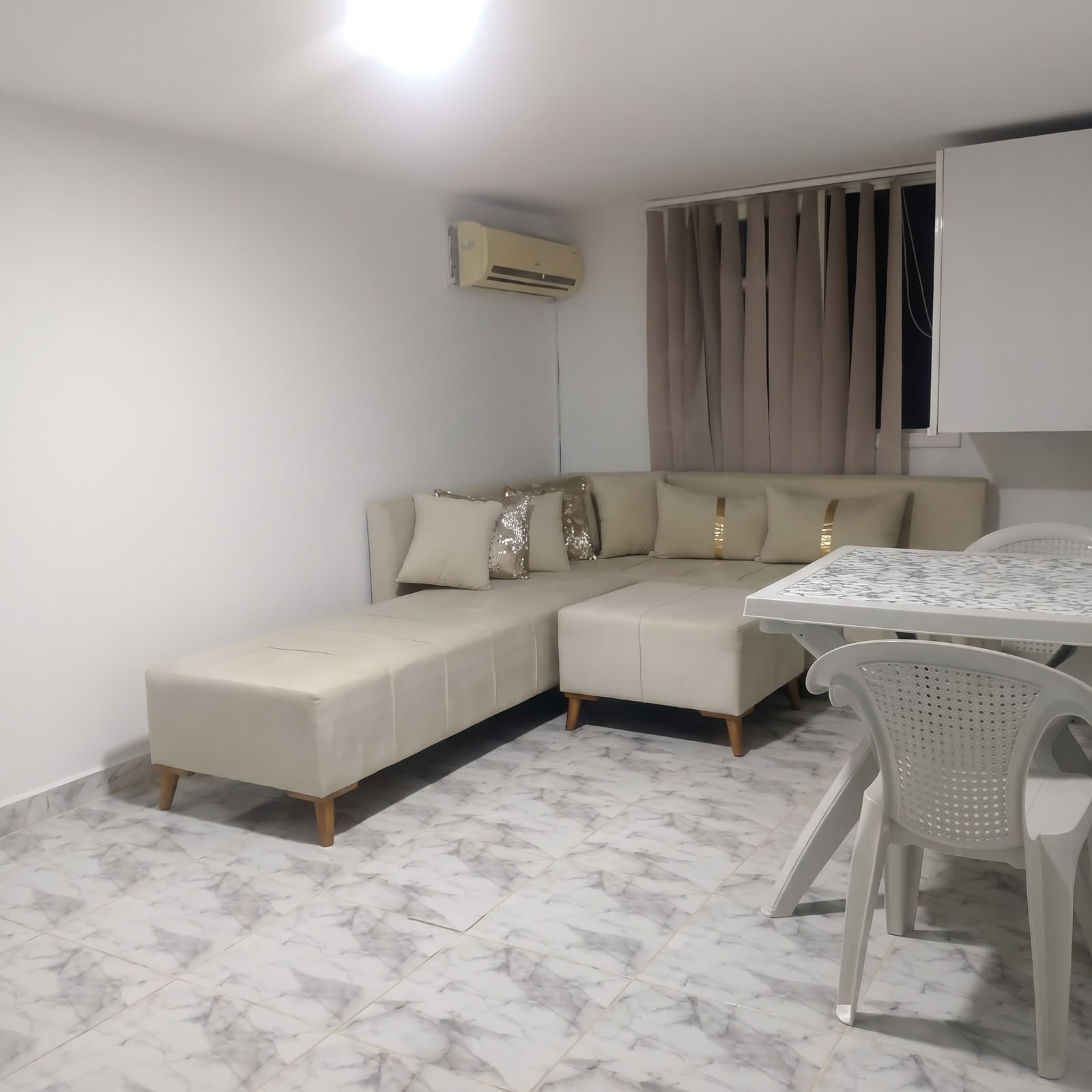 El Menzah&nbsp;El Manar 2&nbsp;Location&nbsp;Appart. 2 pi�ces&nbsp;Superb appartement  meubl�e