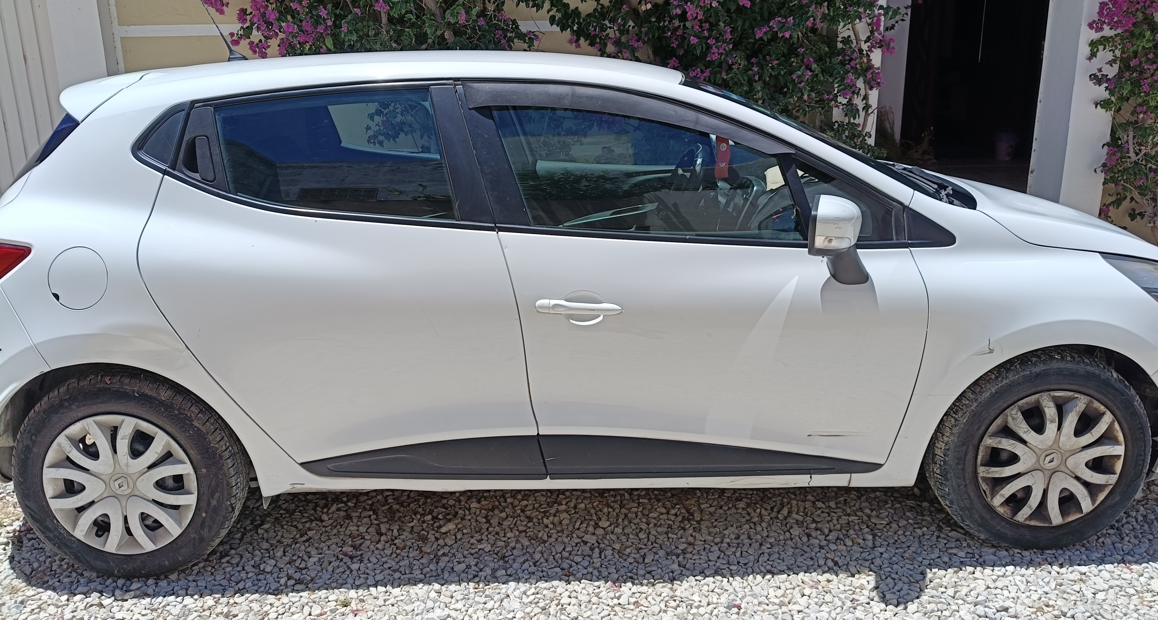 Ariana Ville&nbsp;Ariana&nbsp;Renault&nbsp;Clio&nbsp;Clio 4 dci 1 5 import� de la france en 2021