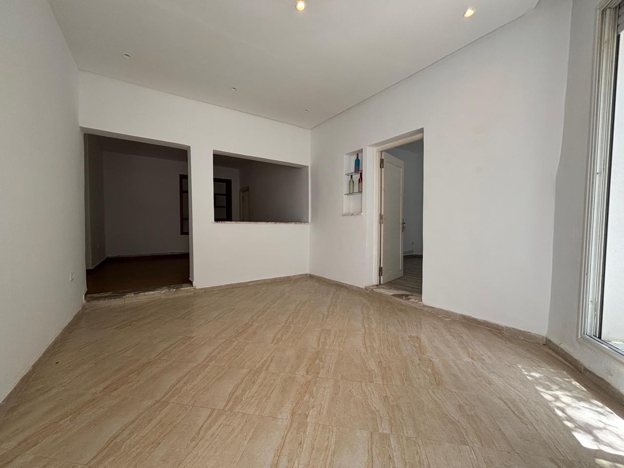 La Marsa&nbsp;Marsa Ennassim&nbsp;Location&nbsp;Appart. 3 pi�ces&nbsp;Rdc s2 � la mrasa cit� el wifek
