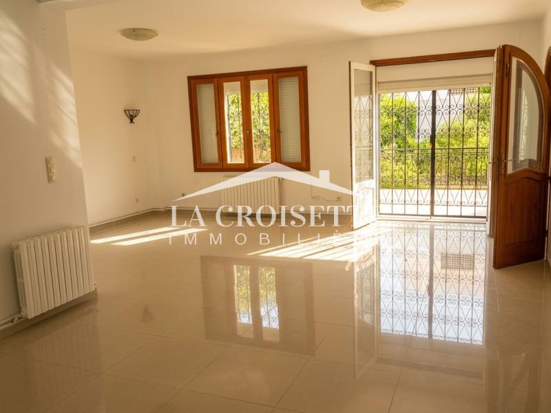 La Marsa&nbsp;Cite El Moustakbel (La Marsa)&nbsp;Location&nbsp;Maisons&nbsp;Villa s6 avec piscine � la marsa mvl0390