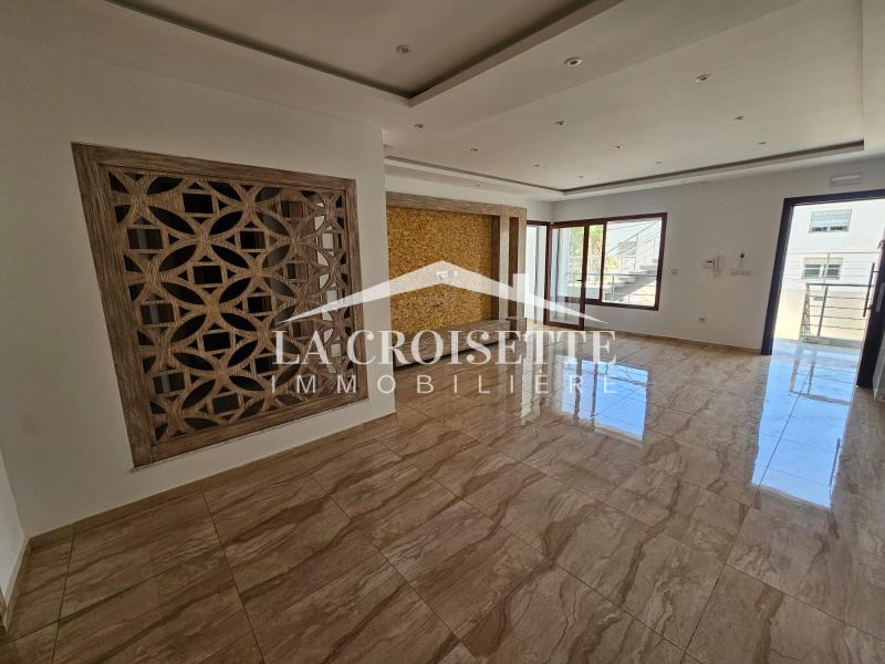 La Marsa&nbsp;Marsa Ennassim&nbsp;Location&nbsp;Appart. 3 pi�ces&nbsp;Etage de villa s2 � la marsa mel0604