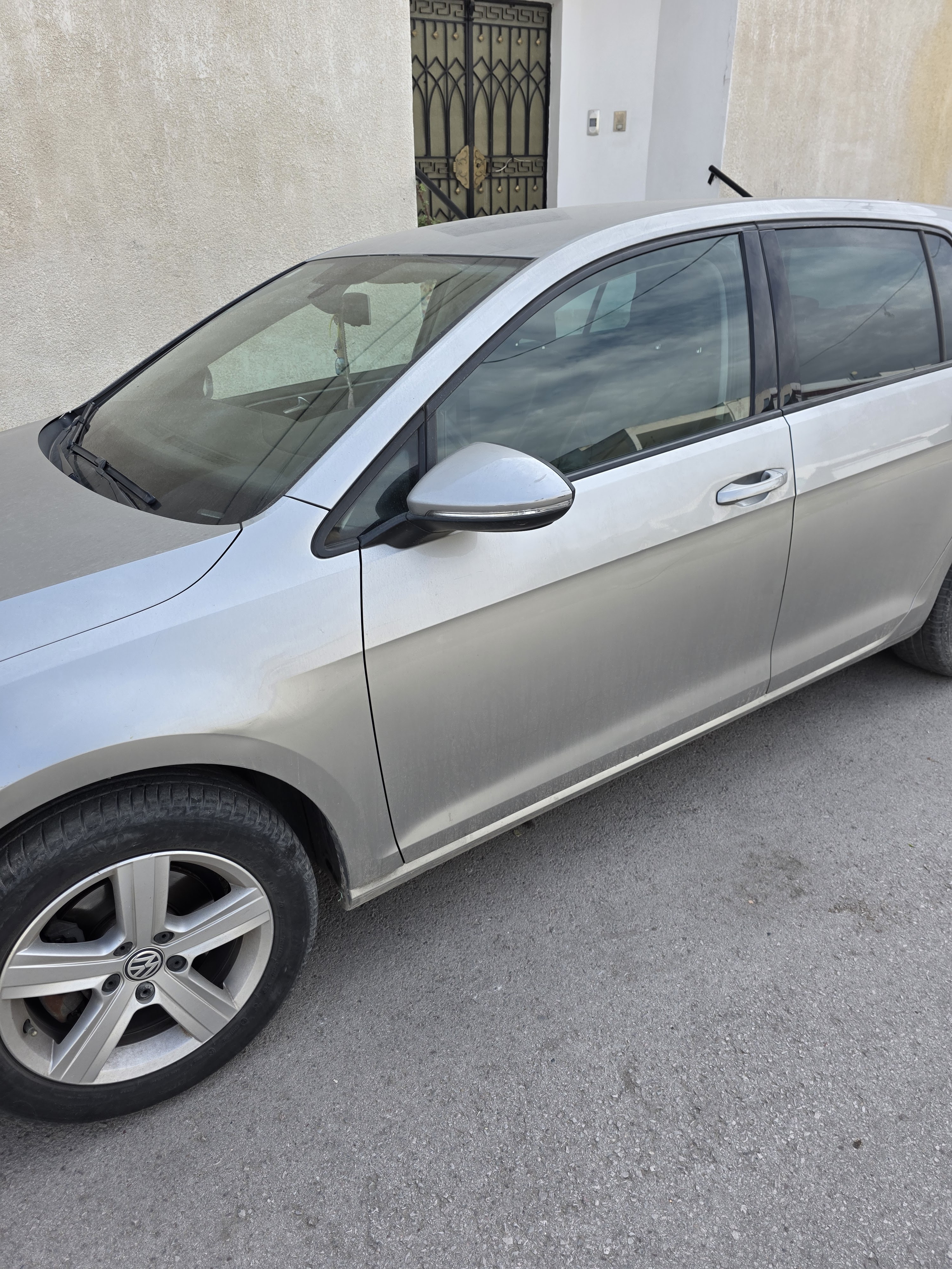 Ben Arous&nbsp;Ben Arous&nbsp;Volkswagen&nbsp;Golf 7&nbsp;Aucation a ne pas rate