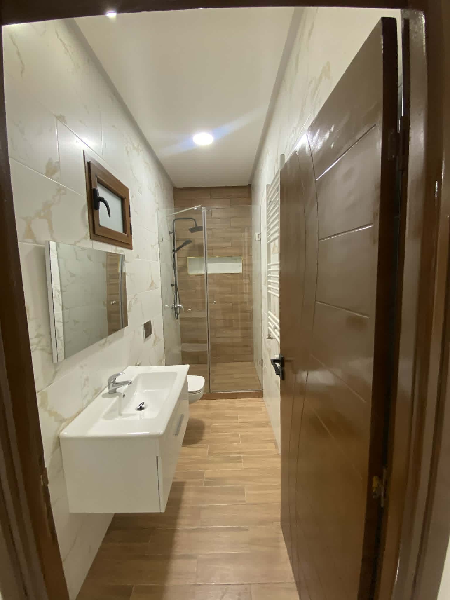 La Marsa&nbsp;Cite Bhar Lazreg&nbsp;Location&nbsp;Appart. 3 pi�ces&nbsp;S plus 3 neuf avec suite