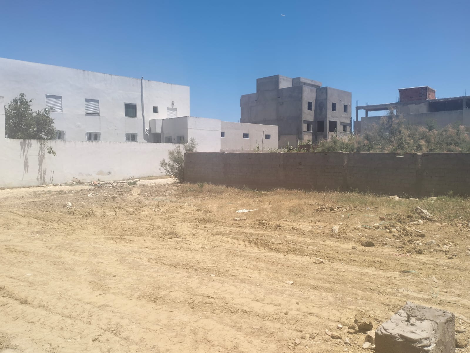 Raoued&nbsp;Raoued&nbsp;Terrain&nbsp;Terrain nu&nbsp;Raoued 1 terrain 415 m titr�e