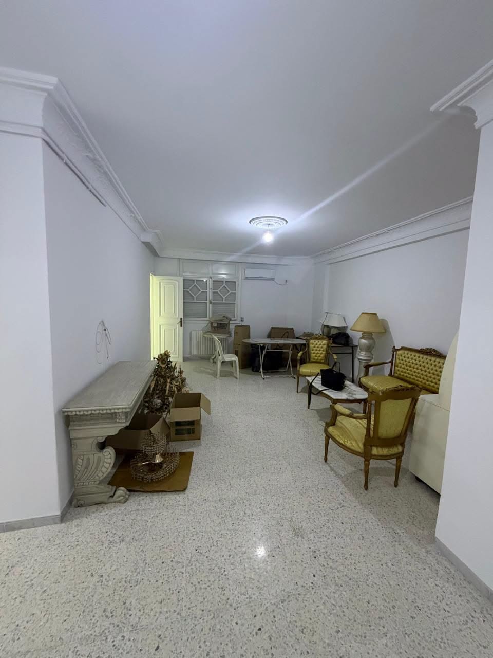 Ain Zaghouan&nbsp;Ain Zaghouan&nbsp;Location&nbsp;Appart. 5 pi�ces+&nbsp;Appartement s4 retape a neuf ain zaghouan