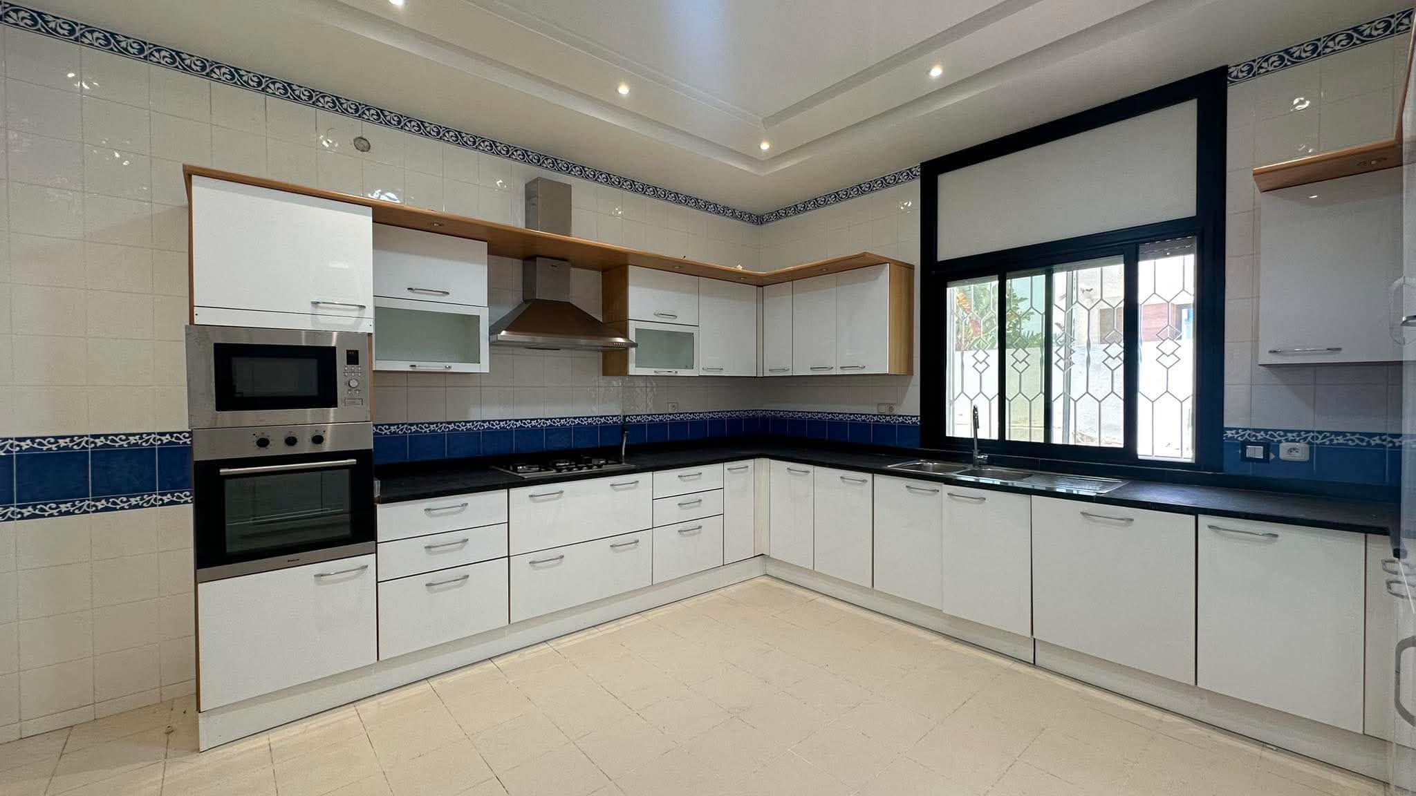La Marsa&nbsp;Berge Du Lac&nbsp;Location&nbsp;Maisons&nbsp;Villa s9 avec piscine et jardin au lac 1