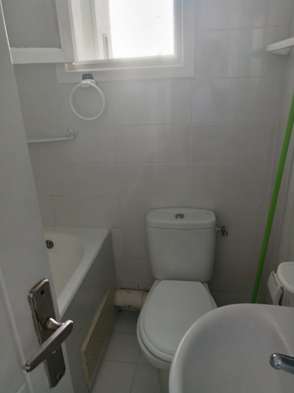 La Marsa&nbsp;El Aouina&nbsp;Location&nbsp;Appart. 1 pi�ce&nbsp;Appartement aouina splus1