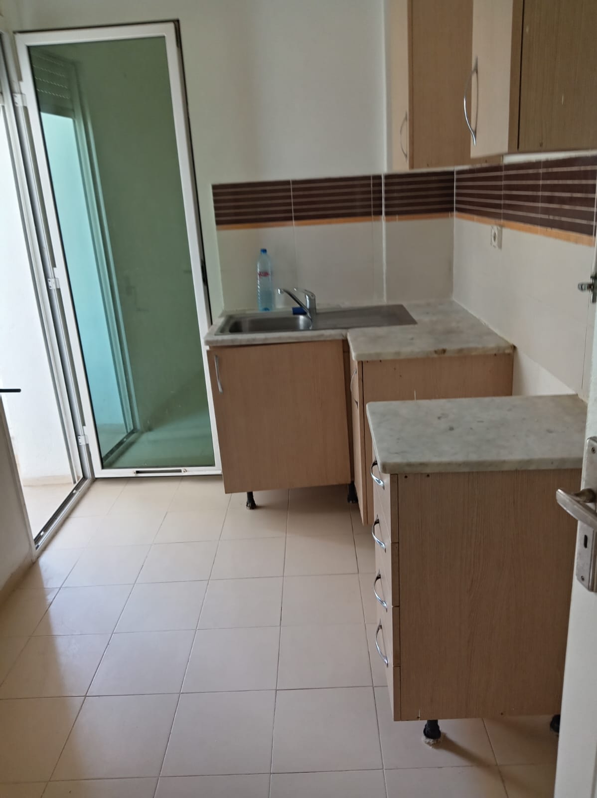 La Marsa&nbsp;El Aouina&nbsp;Location&nbsp;Appart. 1 pi�ce&nbsp;Appartement aouina splus1