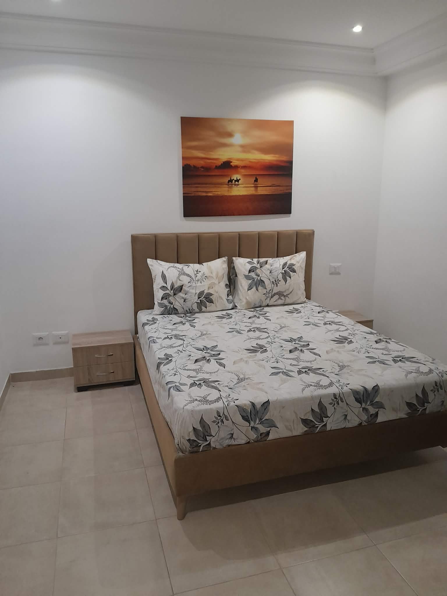 La Soukra&nbsp;La Soukra&nbsp;Location&nbsp;Appart. 2 pi�ces&nbsp;Un superbe appartement s1 meubl� � l'aouina