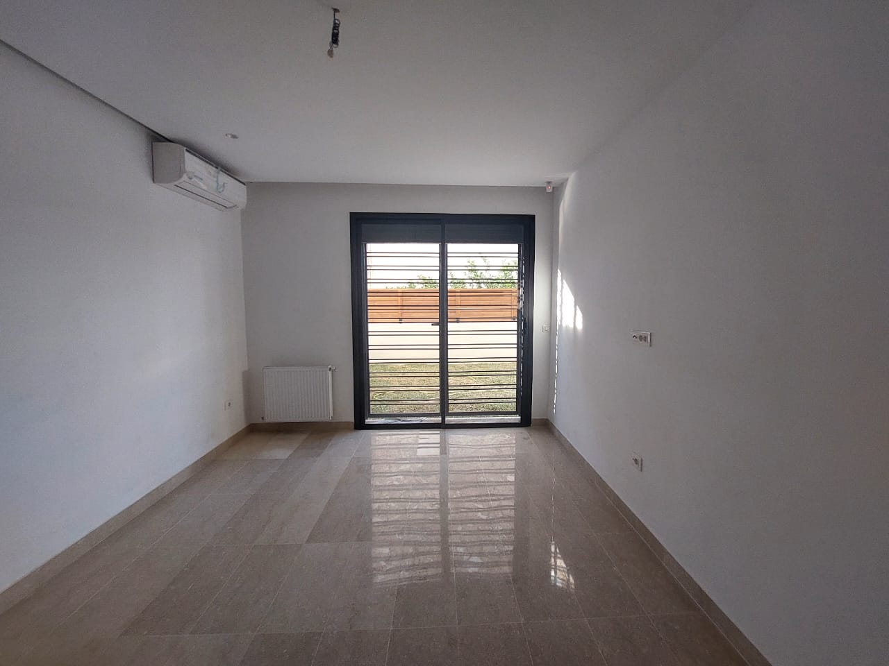 La Marsa&nbsp;Cite Du Stade&nbsp;Location&nbsp;Appart. 3 pi�ces&nbsp;S2 avec piscine � la marsa