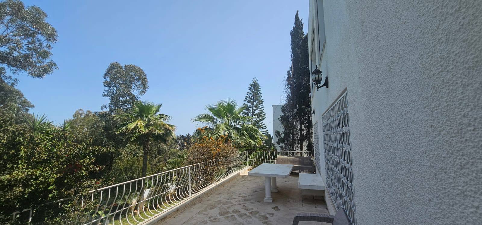La Marsa&nbsp;Gammart&nbsp;Location&nbsp;Maisons&nbsp;Joli duplex meubl� � gammarth sup�rieur