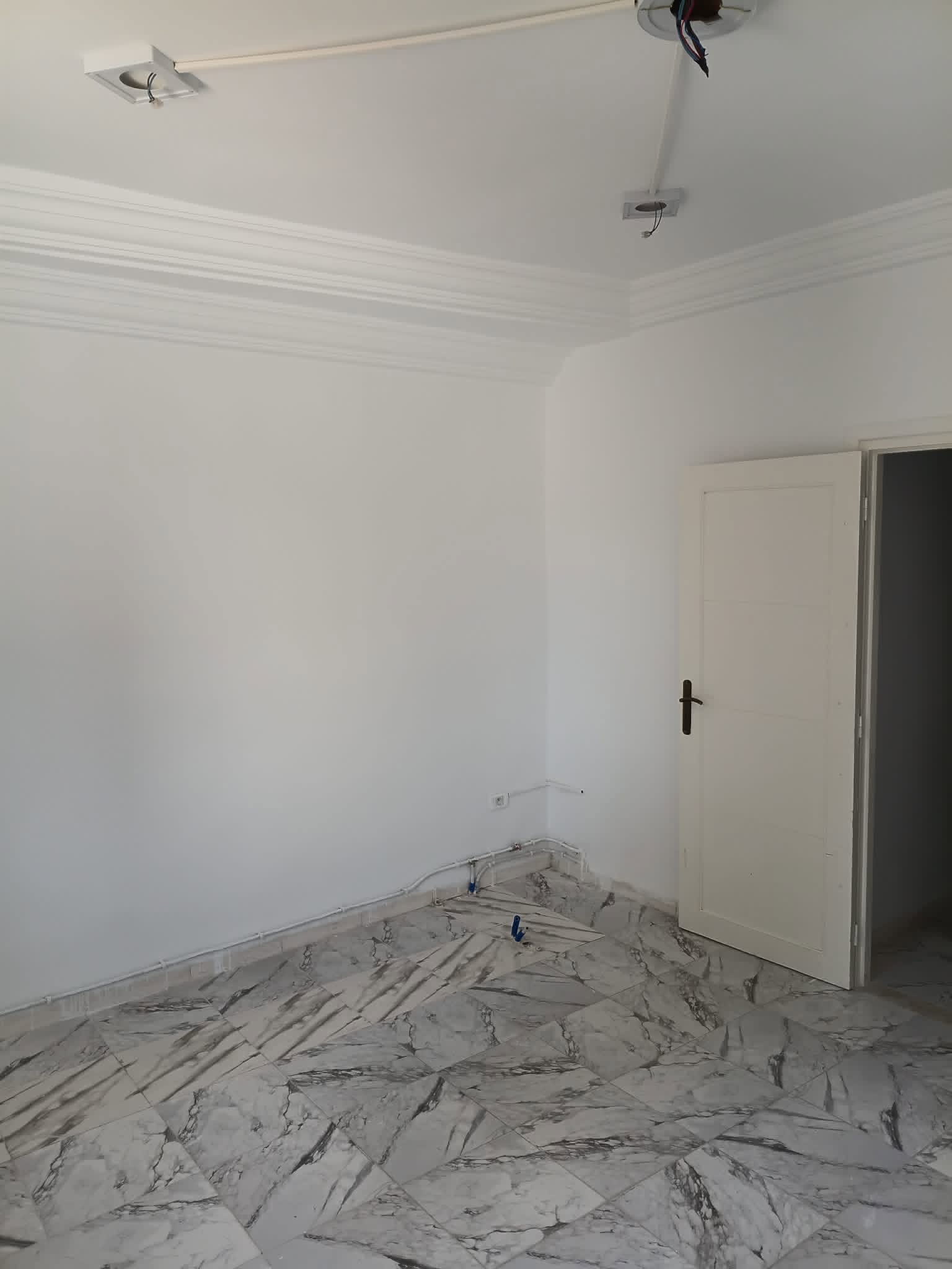 El Menzah&nbsp;El Manar 2&nbsp;Location&nbsp;Appart. 1 pi�ce&nbsp;Bureau s1 au rdc � el manar 2