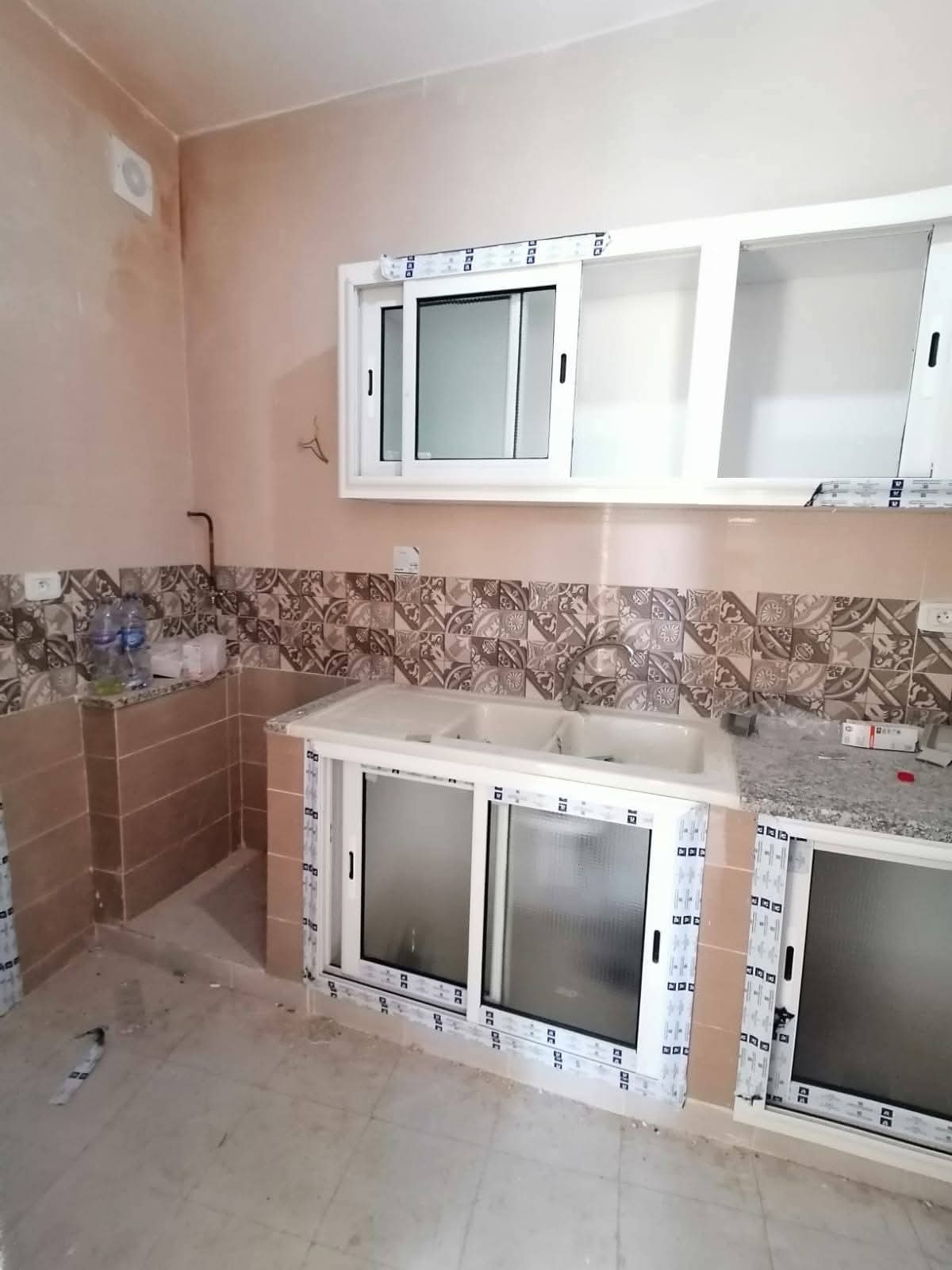 Rades&nbsp;Chouchet Rades&nbsp;Location&nbsp;Appart. 3 pi�ces&nbsp;Je cherche une colocataire cool et gentille