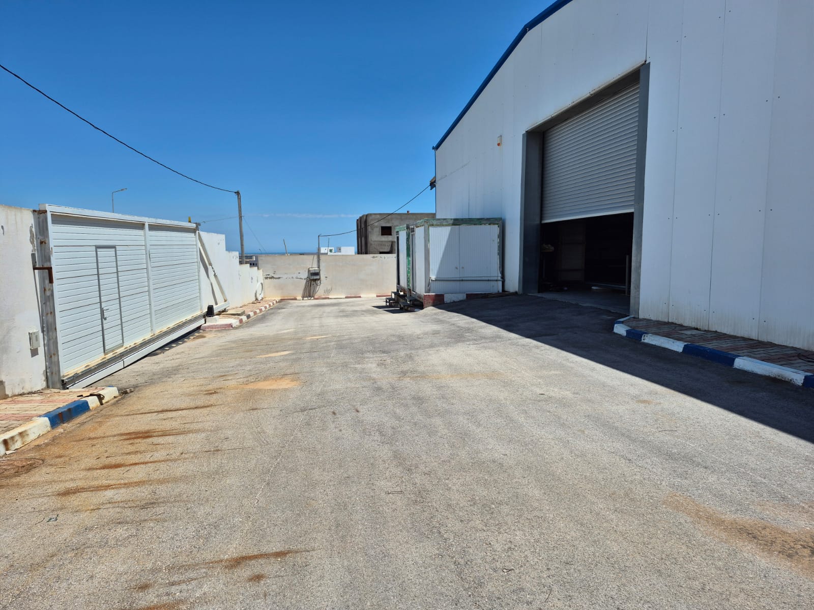 Sidi Thabet&nbsp;Cite El Bokri&nbsp;Vente&nbsp;Autre&nbsp;D�p�t zone industruelle elbokri