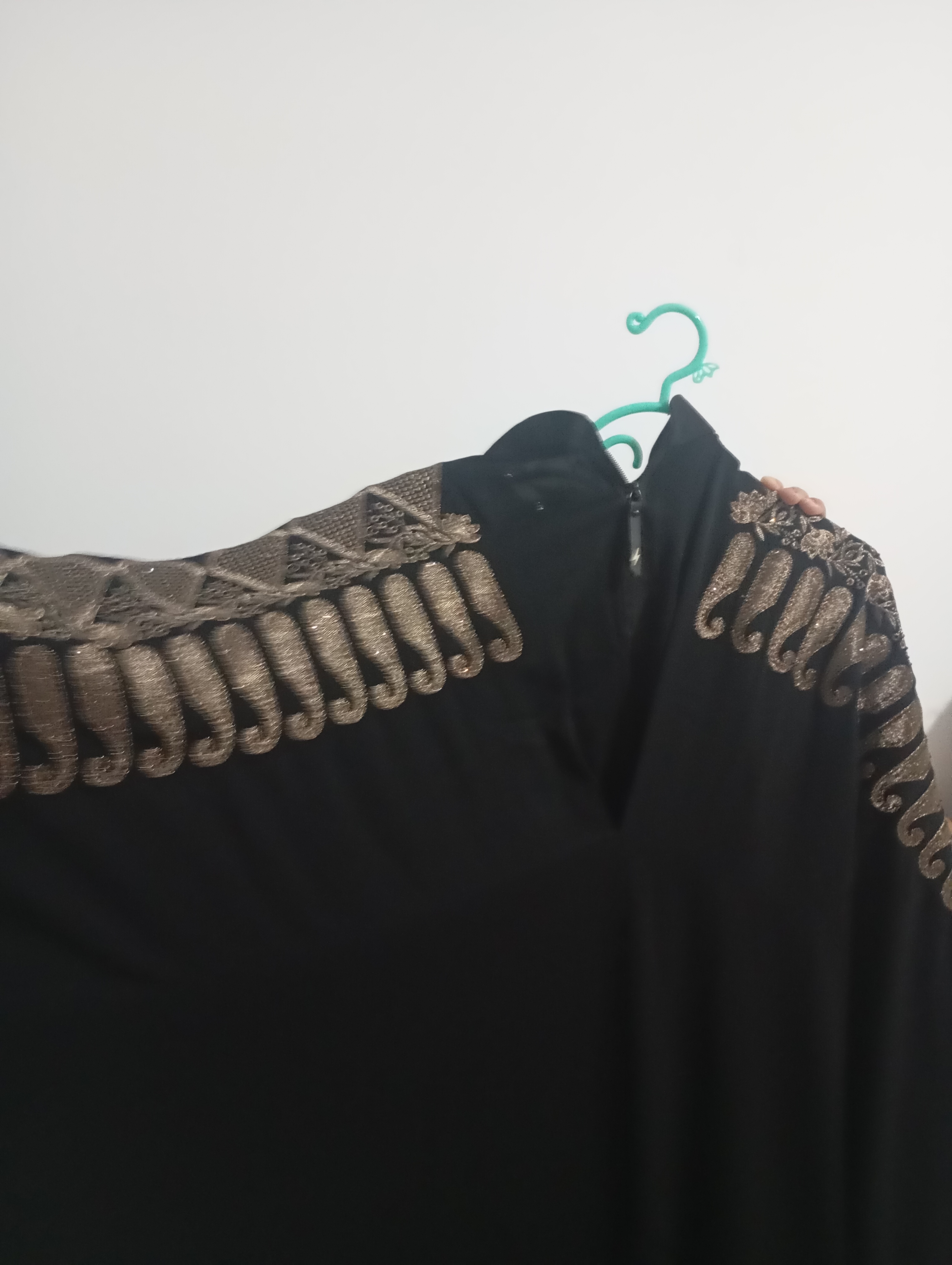 Bizerte Sud&nbsp;Bizerte Hached&nbsp;Femmes&nbsp;Autre&nbsp;Abaya matrouza