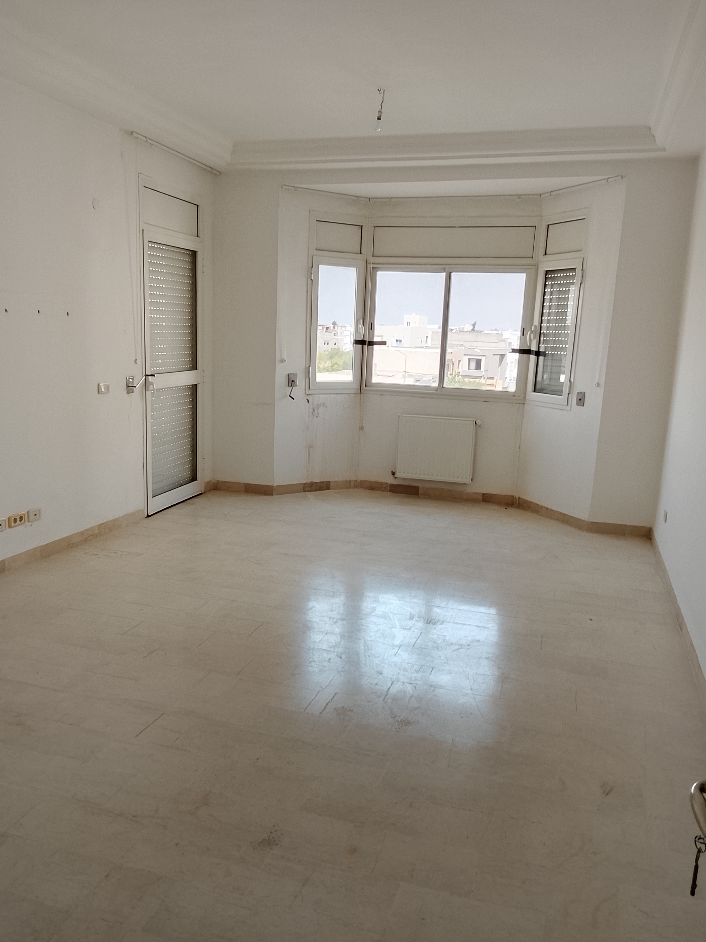 Mannouba&nbsp;La Mannouba&nbsp;Location&nbsp;Appart. 3 pi�ces&nbsp;Pour futur ou jeune mari�